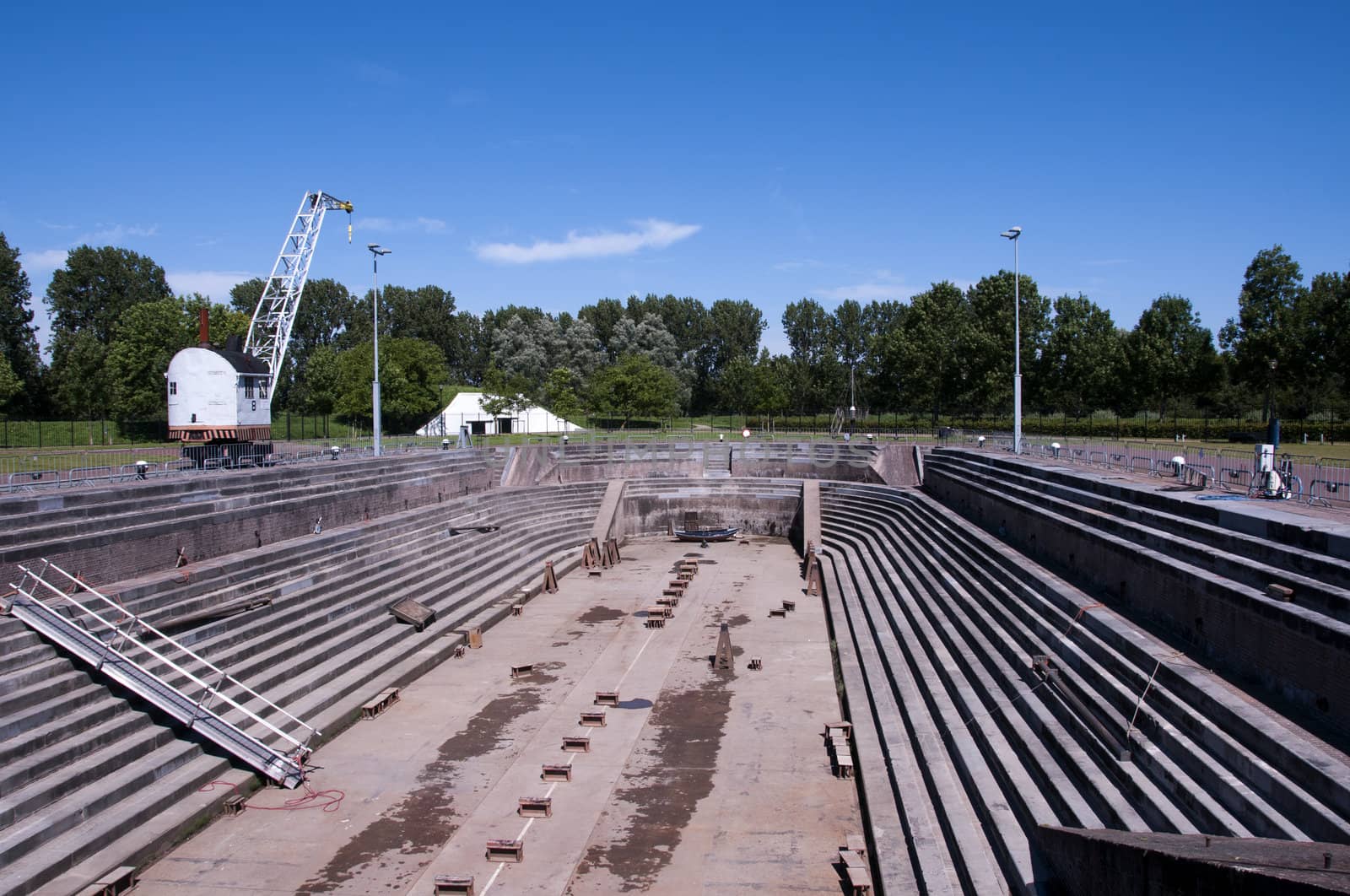 oldest dry dock still working in Holland called, Jan Blanken in the city Hellevoetsluis