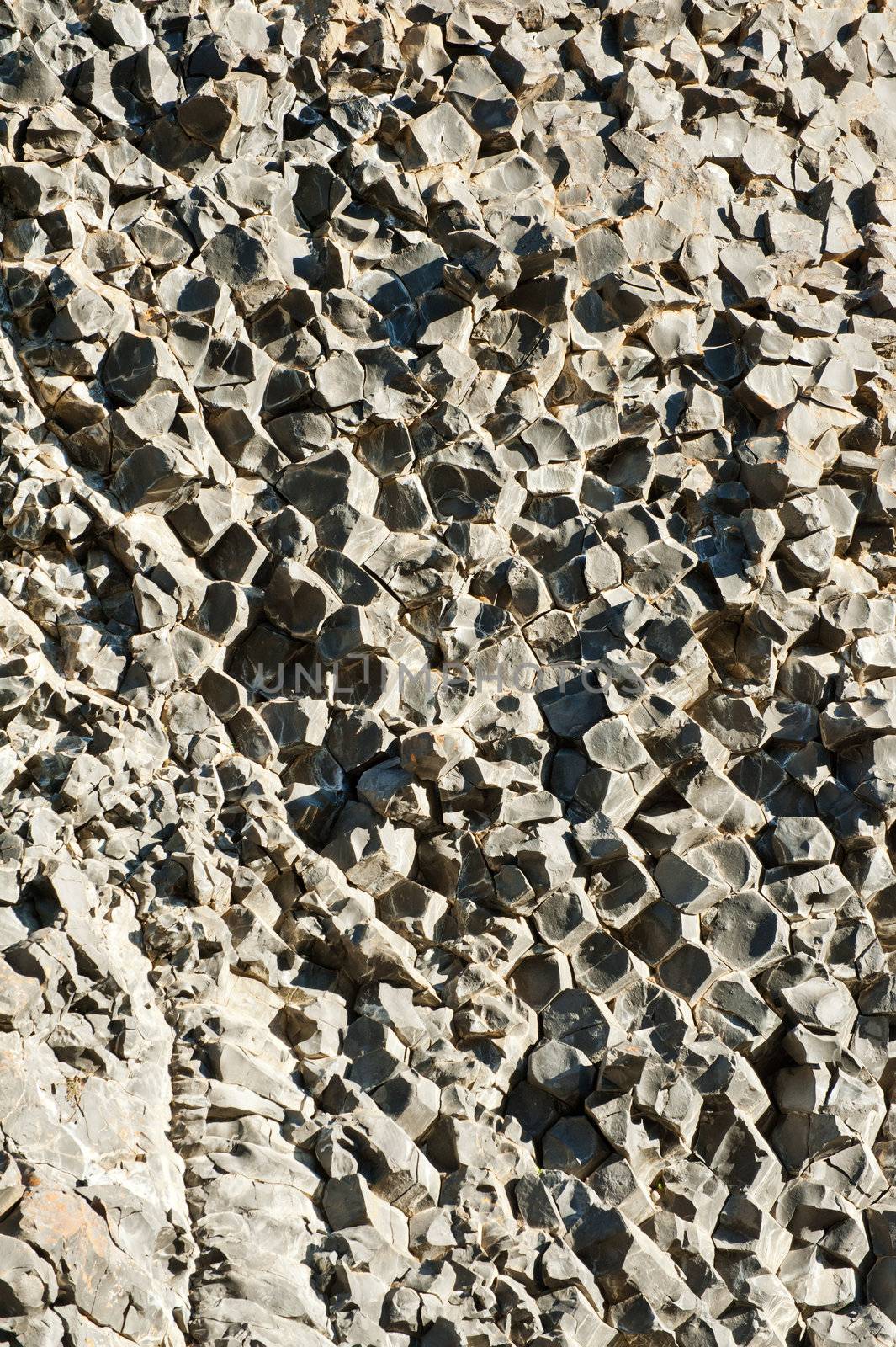 Basalt column by fyletto