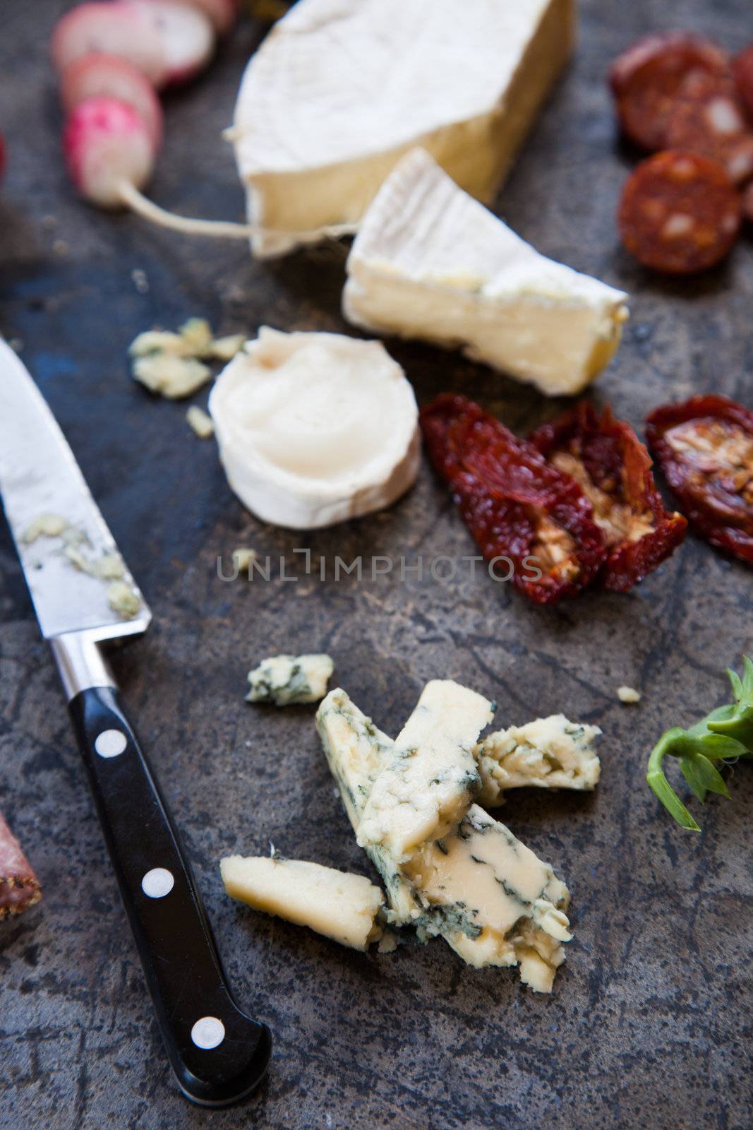 Cheese platter by Fotosmurf