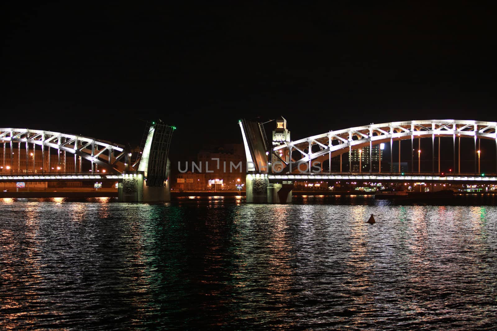 drawbridge at night, St. Petersburg   the Neva River, Peter the Great Bridge