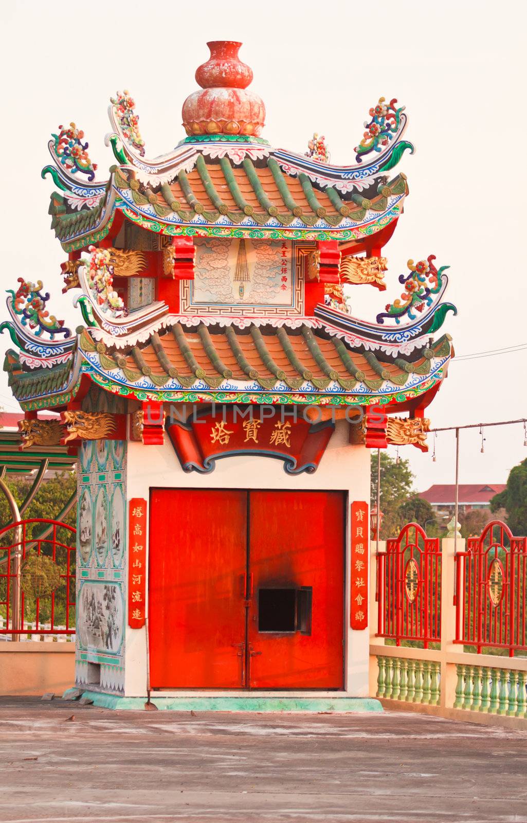 China's sacred temples in Thailand