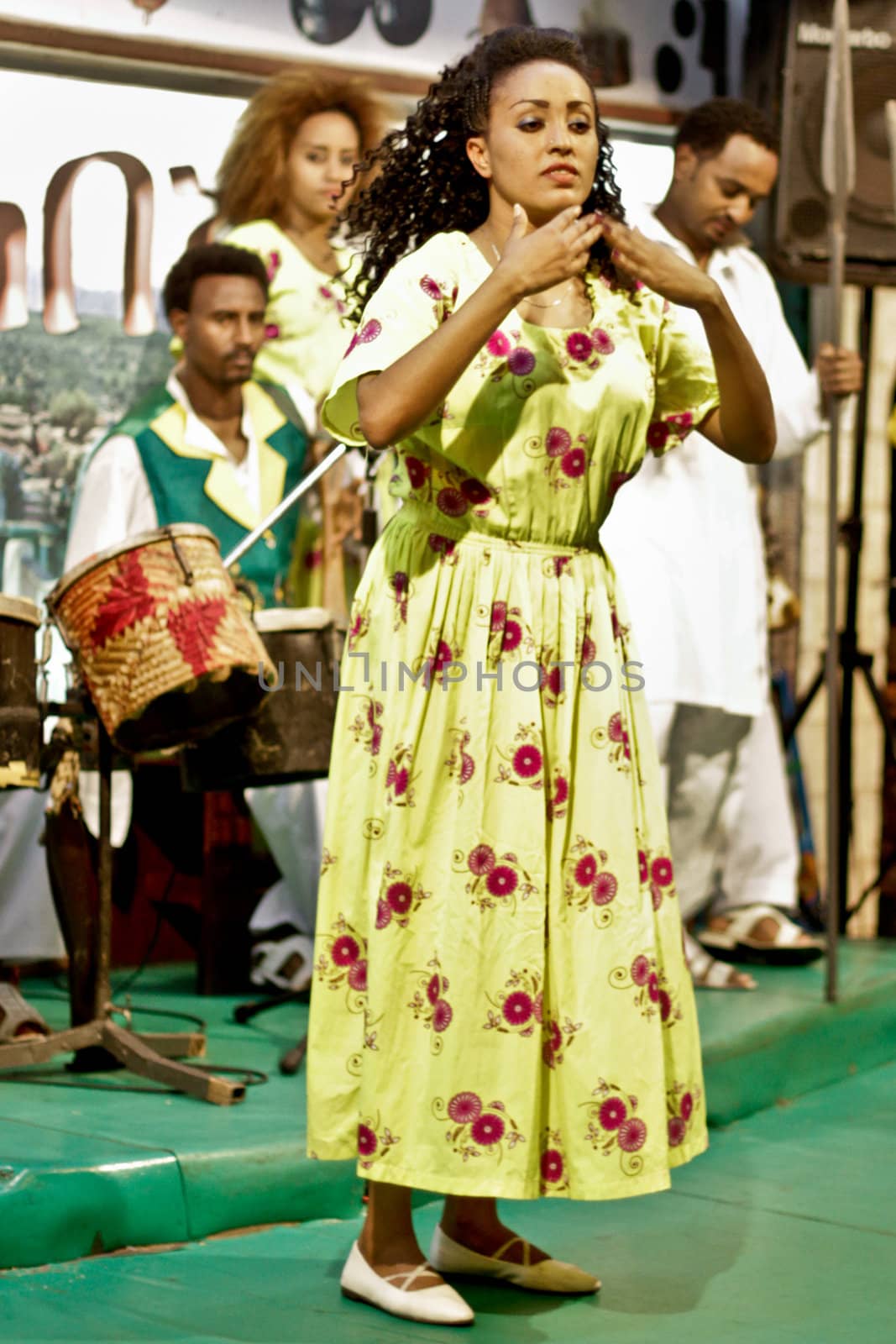 Ethiopian Cultural Dance by derejeb