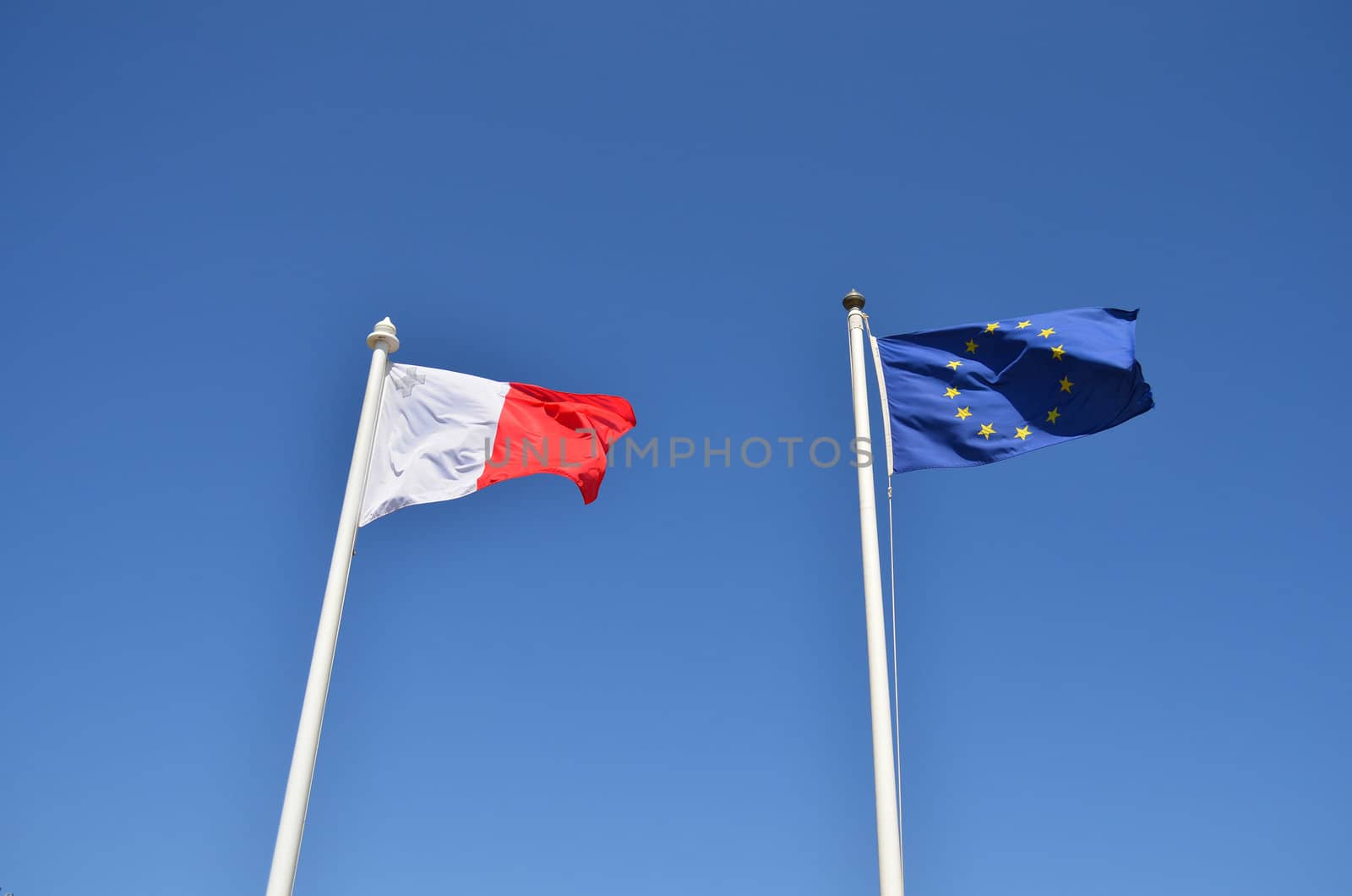 Maltese and EU flags