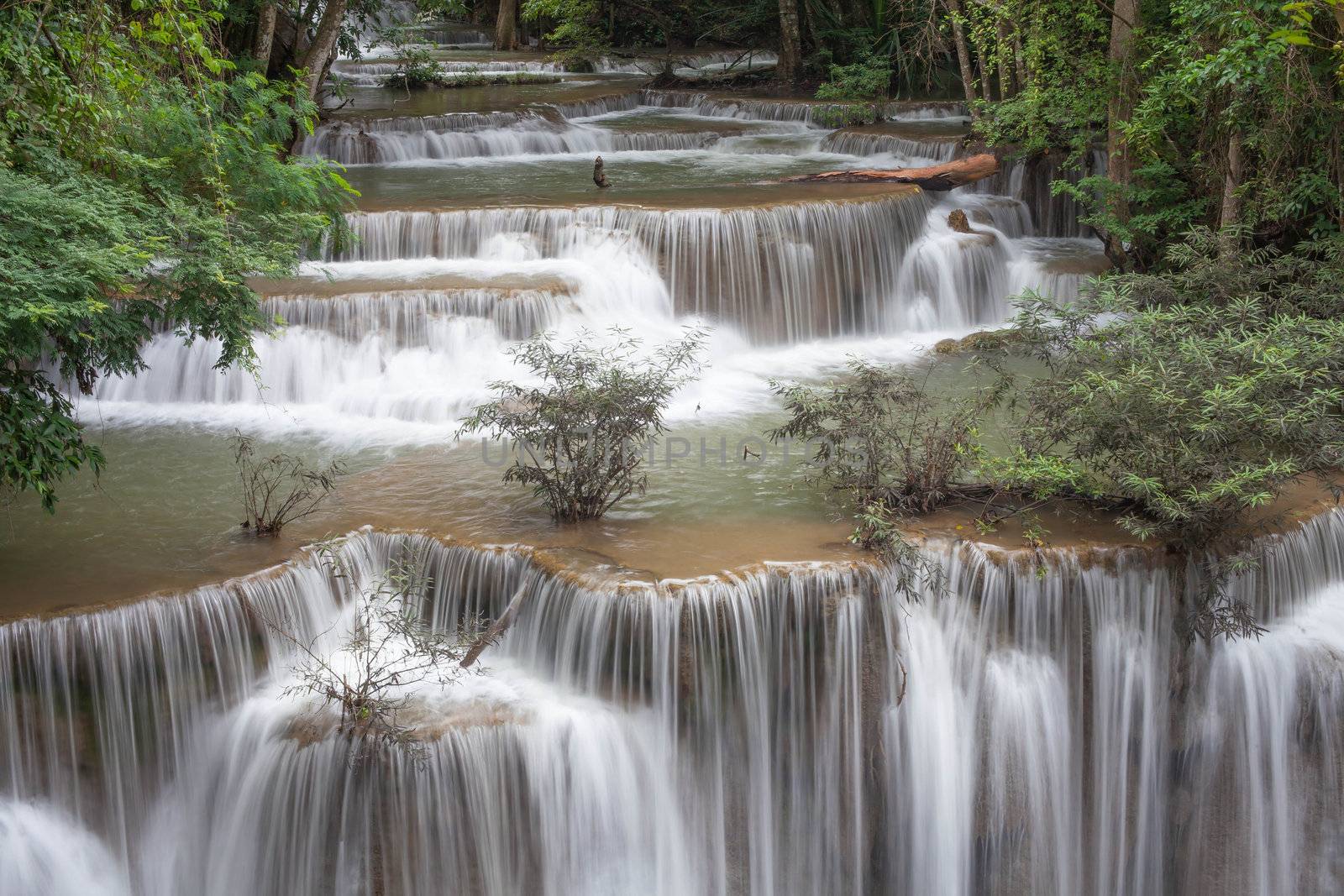 Huay Mae Khamin Waterfall by thanatip