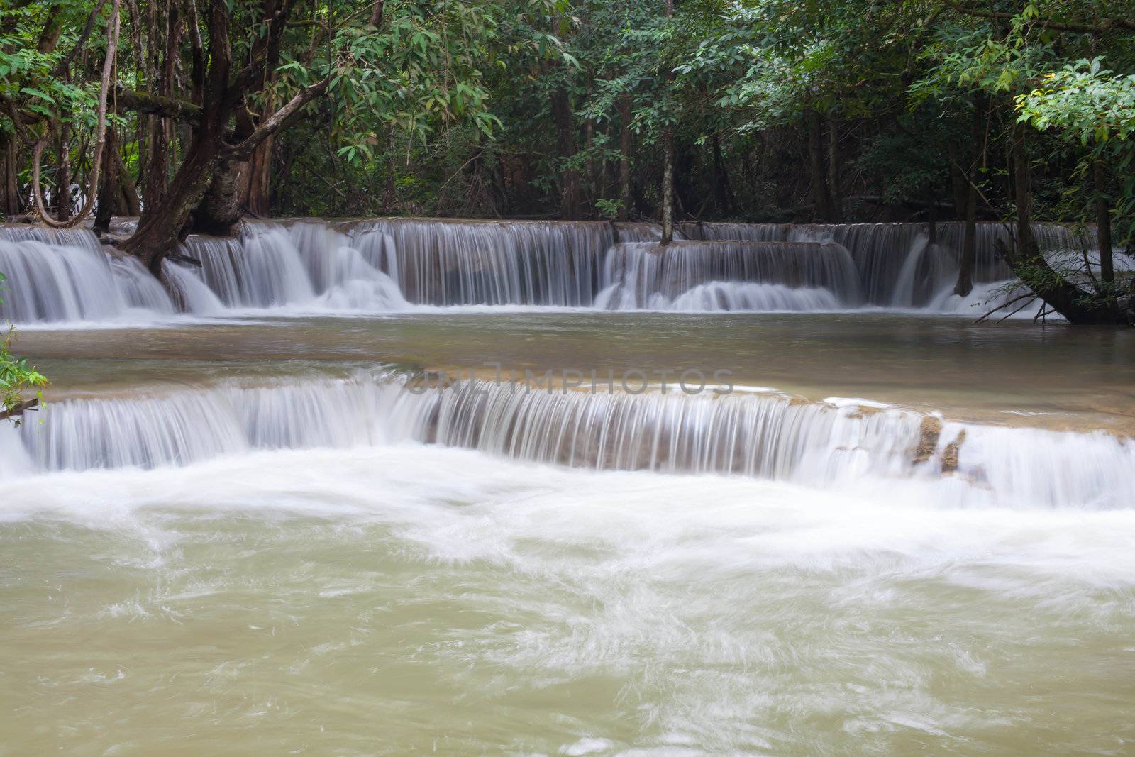 Huay Mae Khamin Waterfall by thanatip