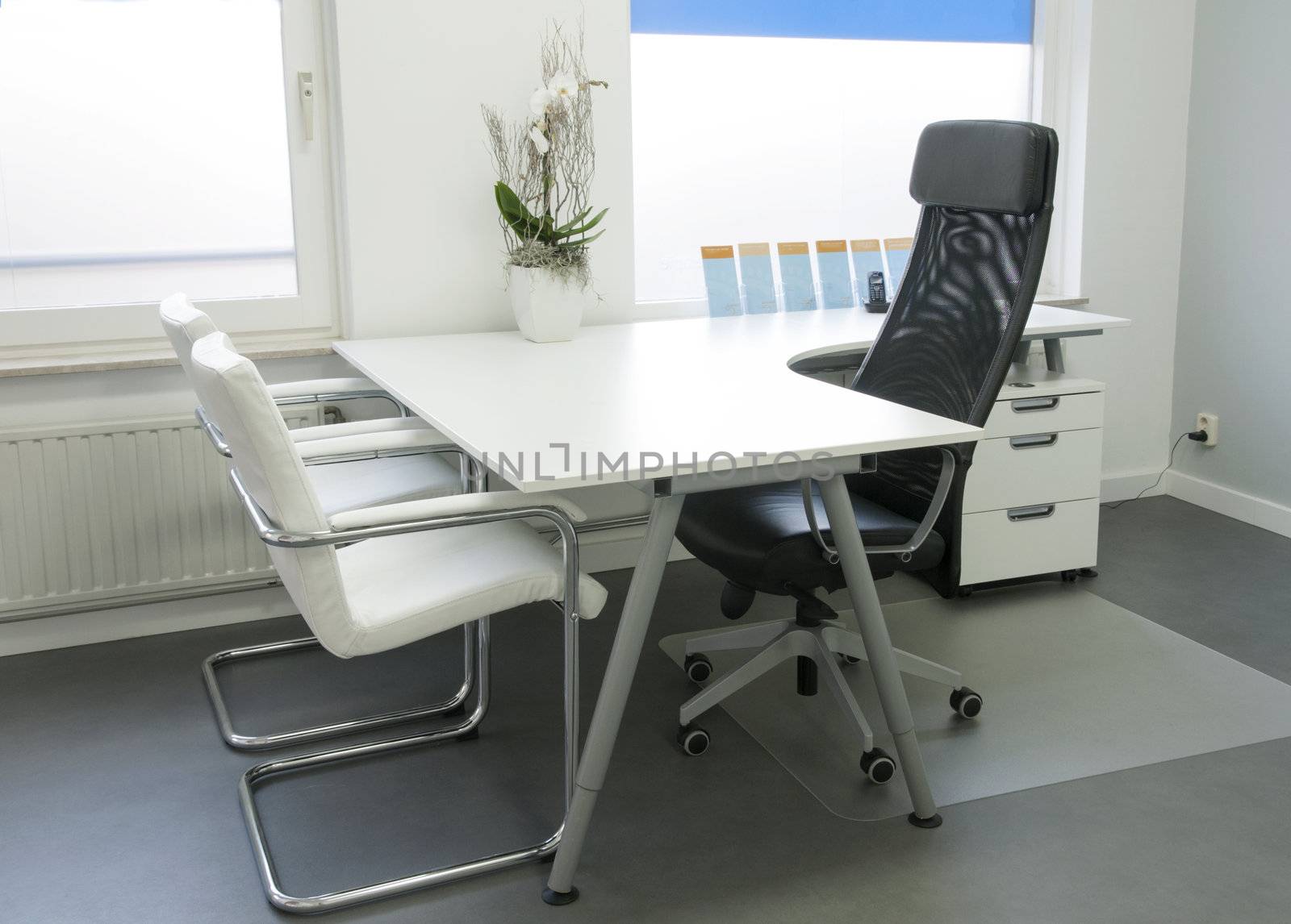 clean white office by compuinfoto