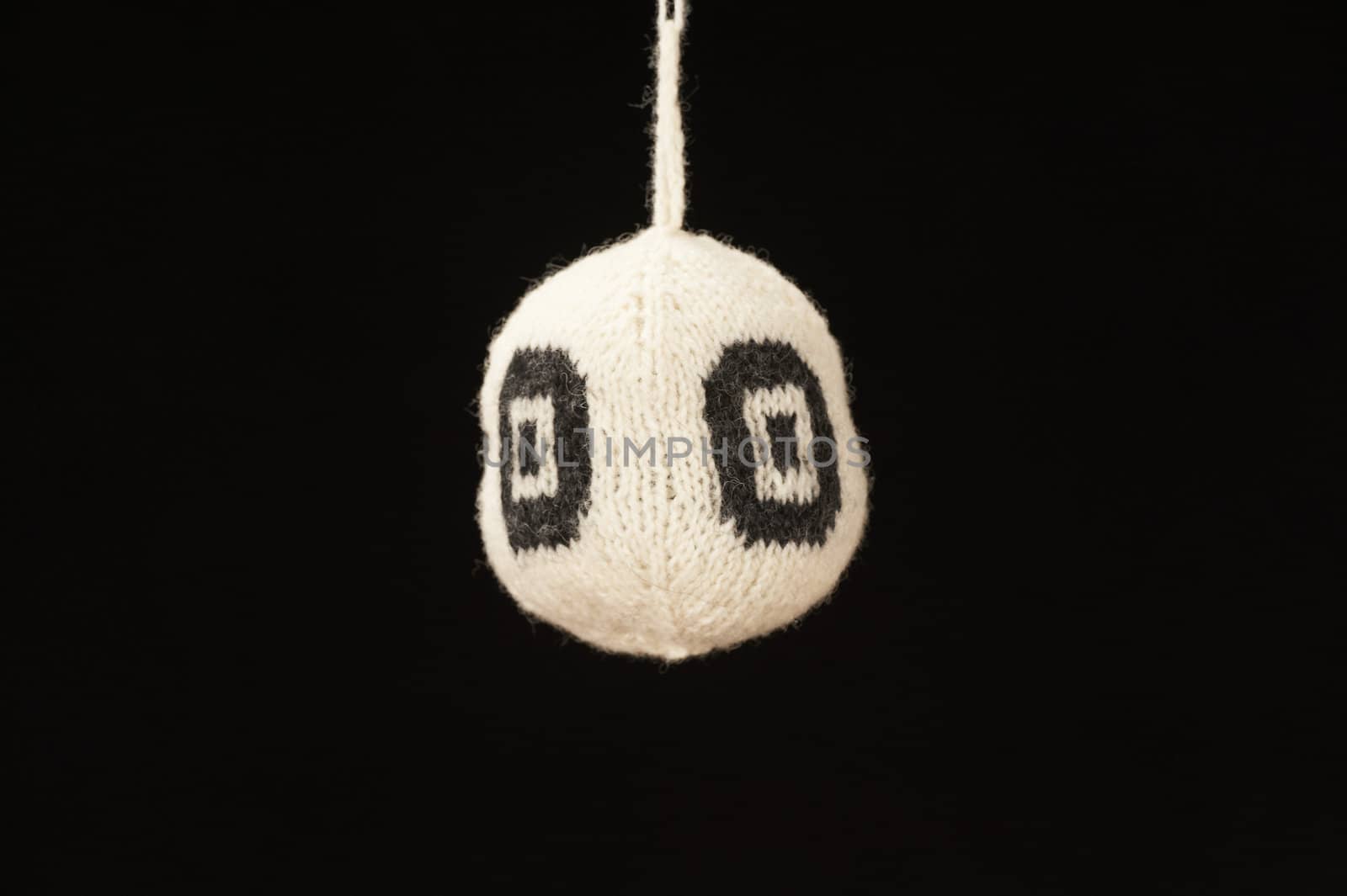 Knitted ball by Eydfinnur