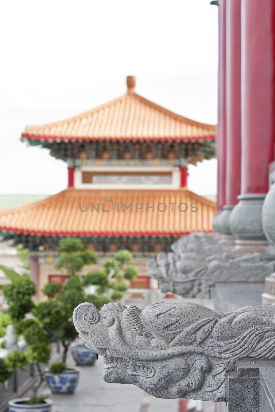 decorating the chinese style. The decor is colorful.