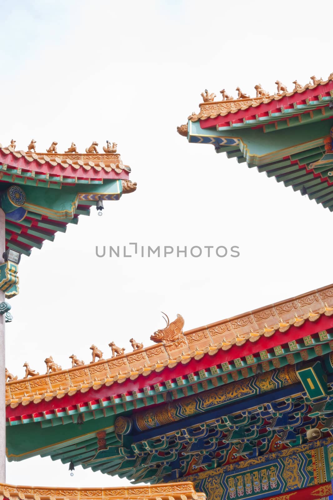 decorating the chinese style. The decor is colorful.