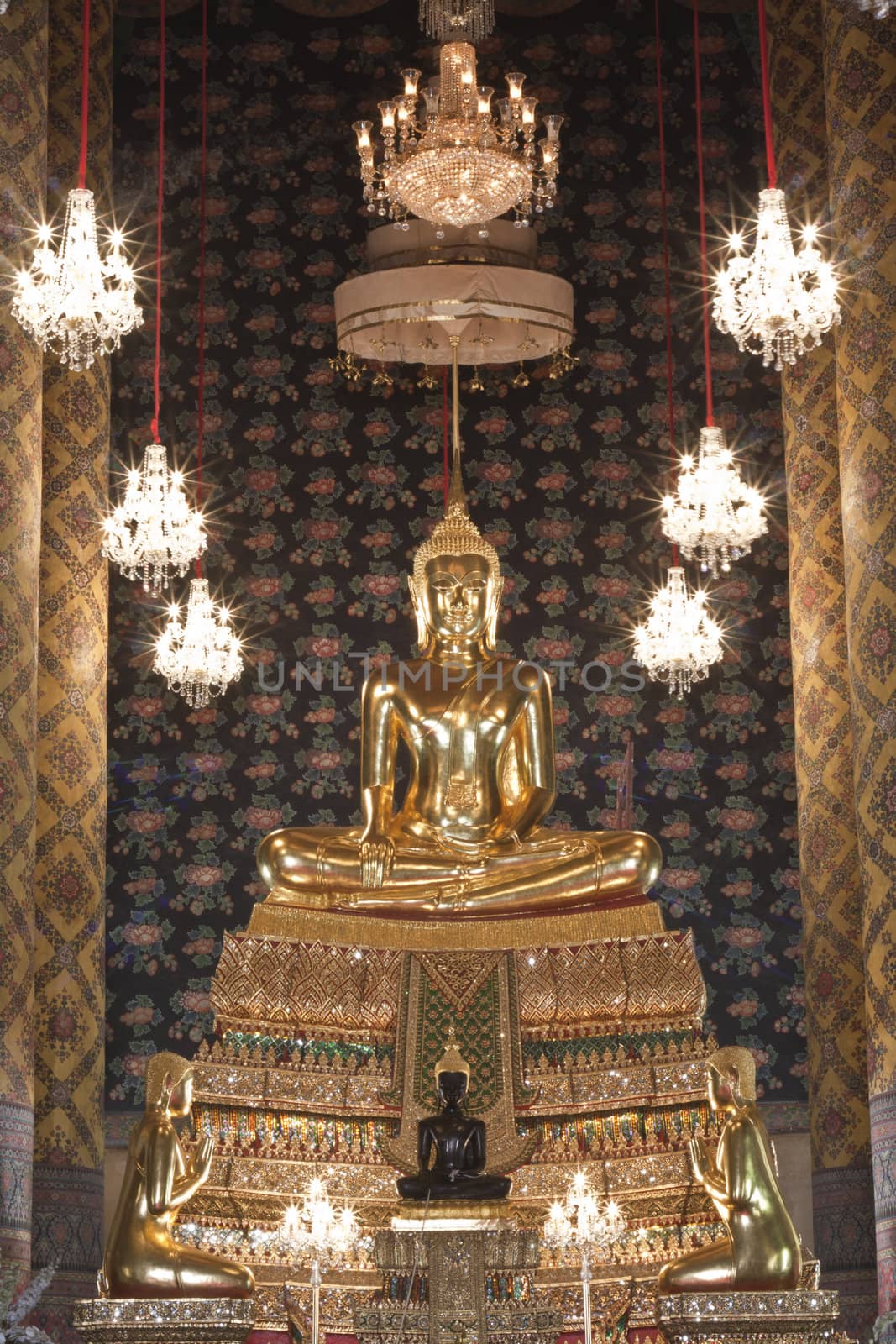 Buddha statue, Looking at the temple in Thailand.