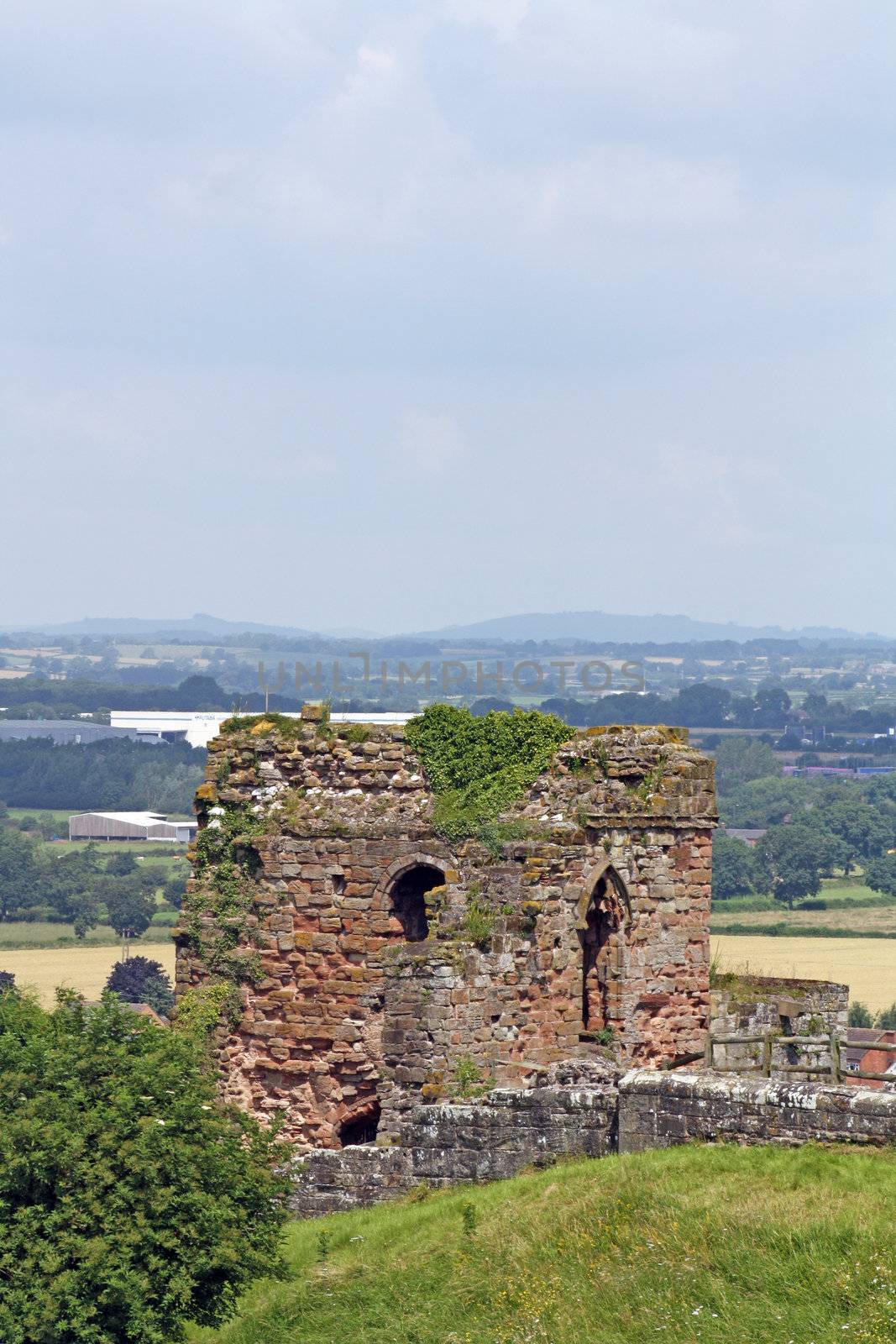 castle ruins at tutbury castle derbyshire england