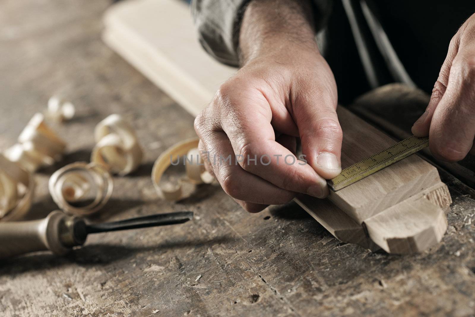 hands of a craftsman by stokkete