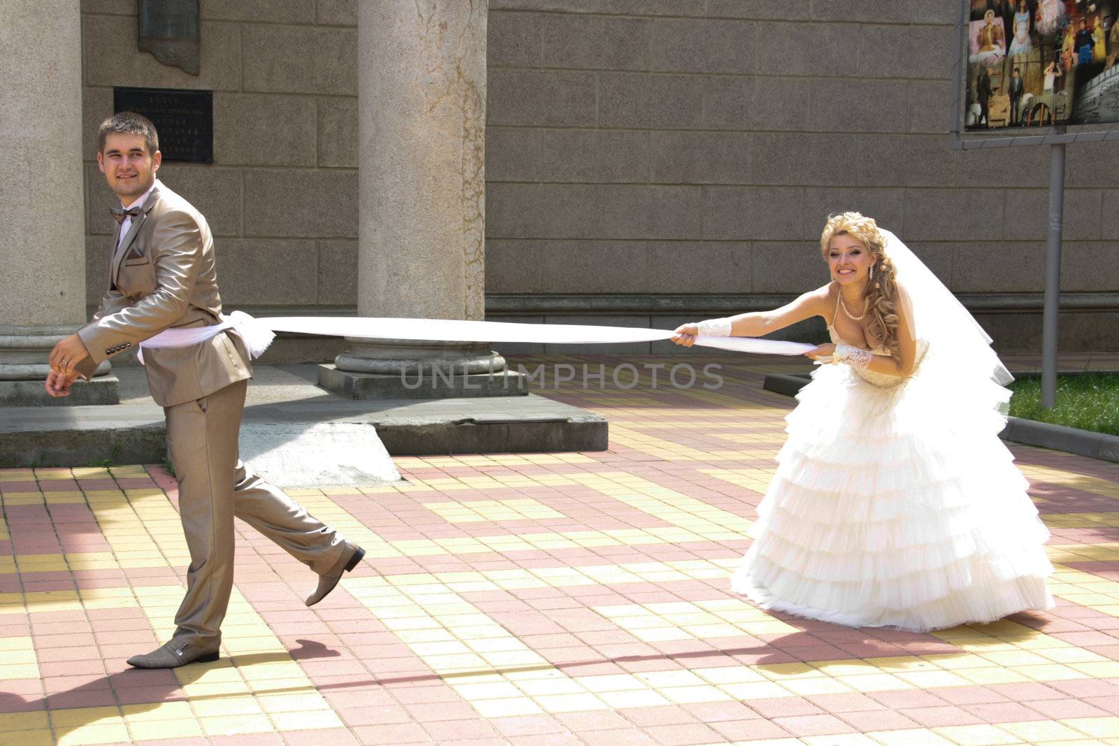 Young married couple in the wedding day