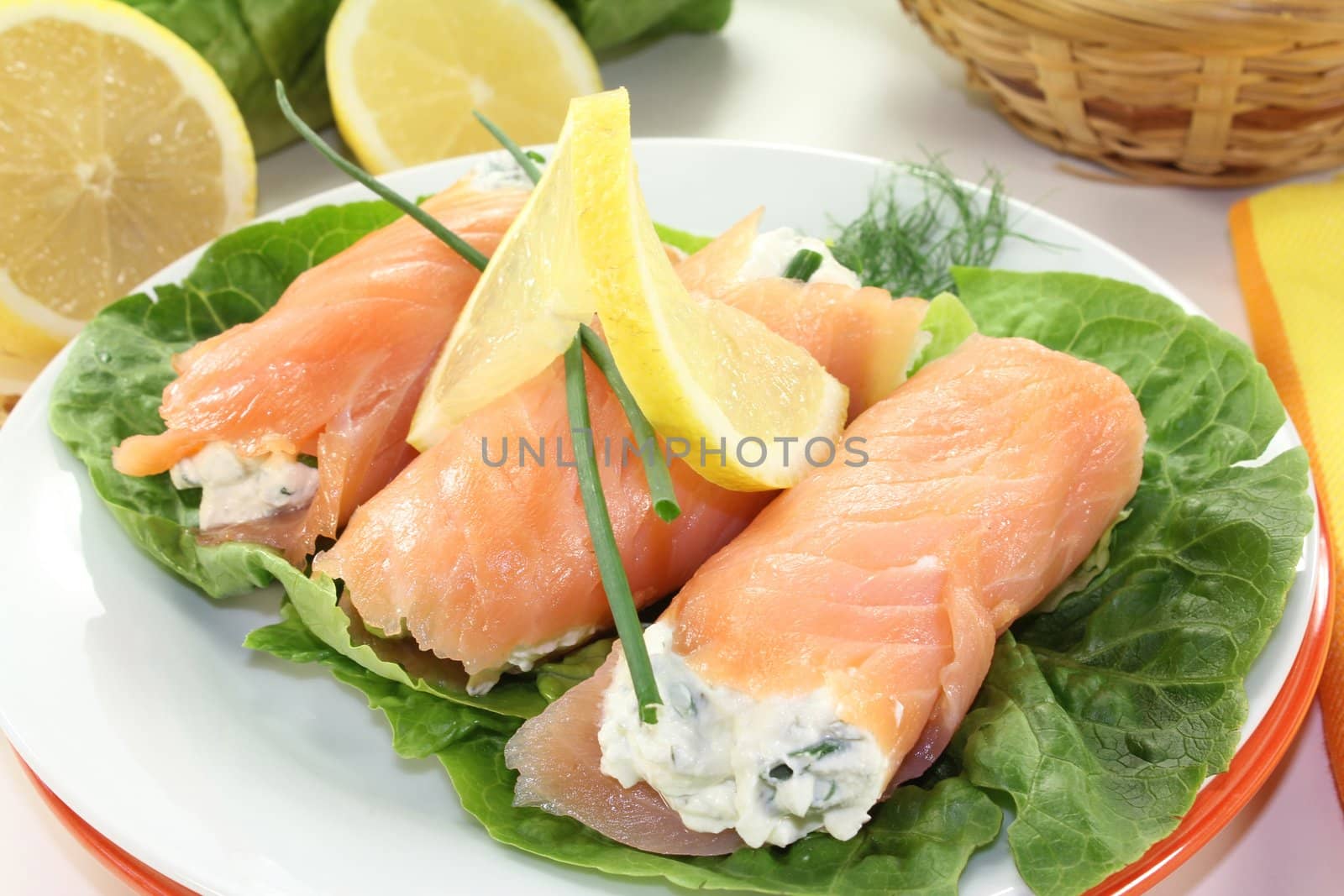 Salmon rolls with cream cheese and chives