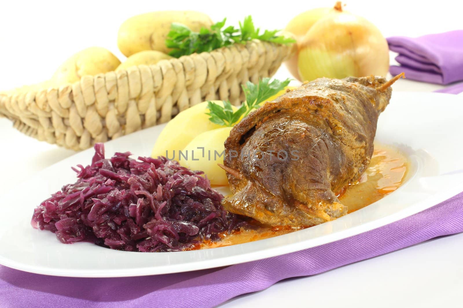 stuffed beef rolls with onions by discovery