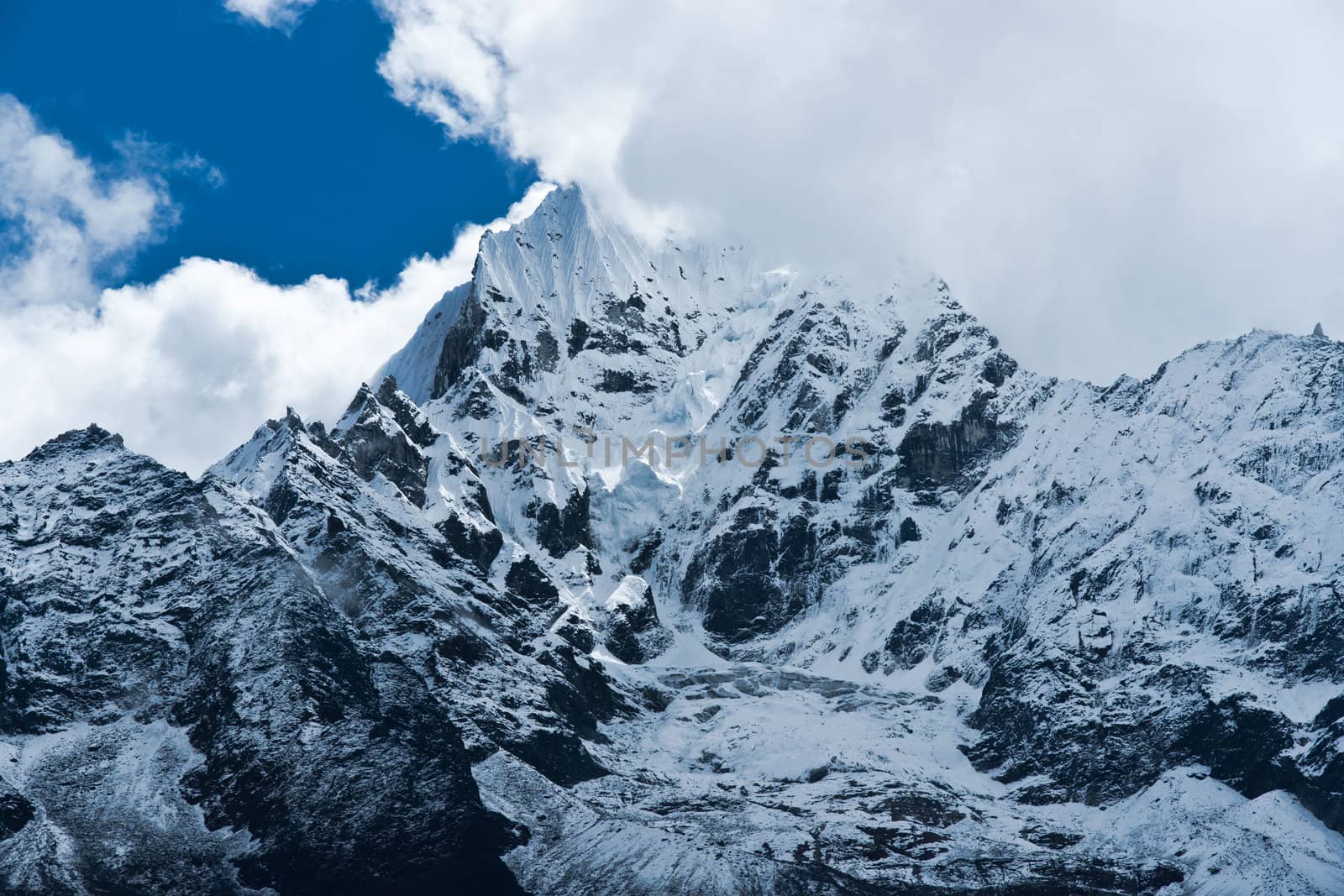 Thamserku Mountain peak in Himalayas, Nepal. Sagarmatha National Park