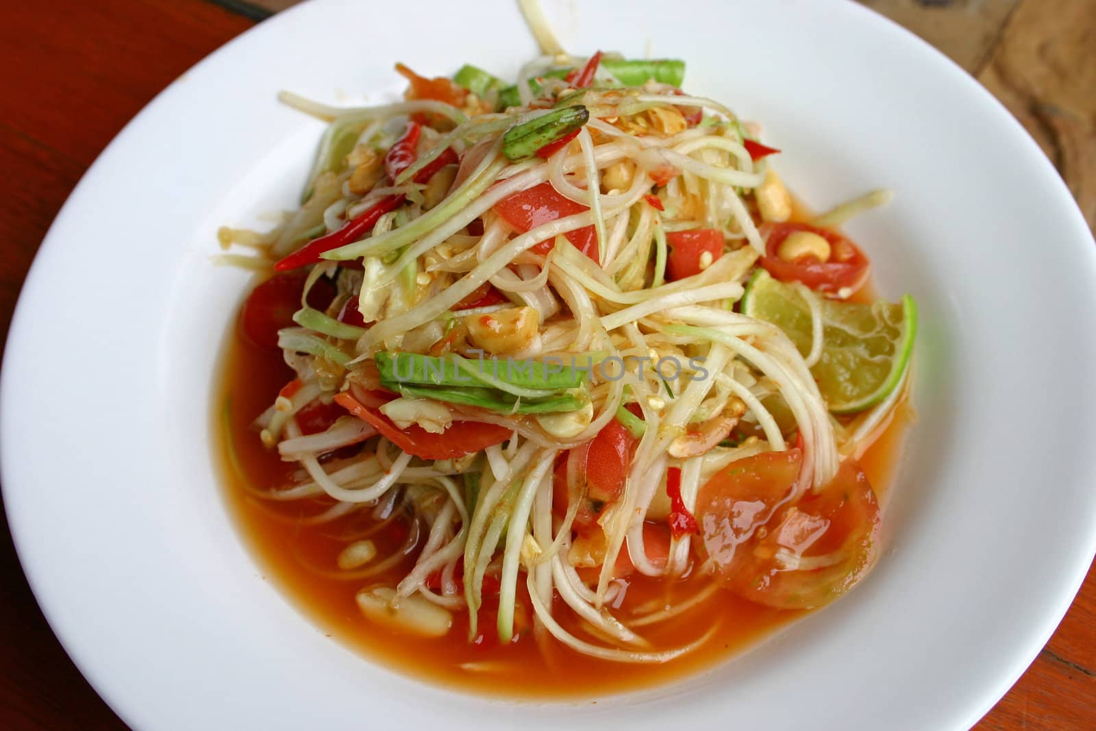 Hot and spicy papaya salad