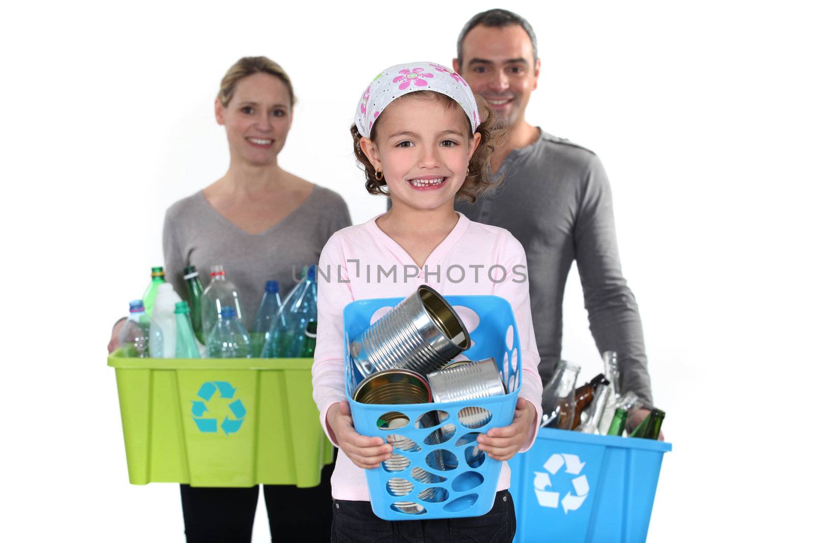 Recycling is important. by phovoir