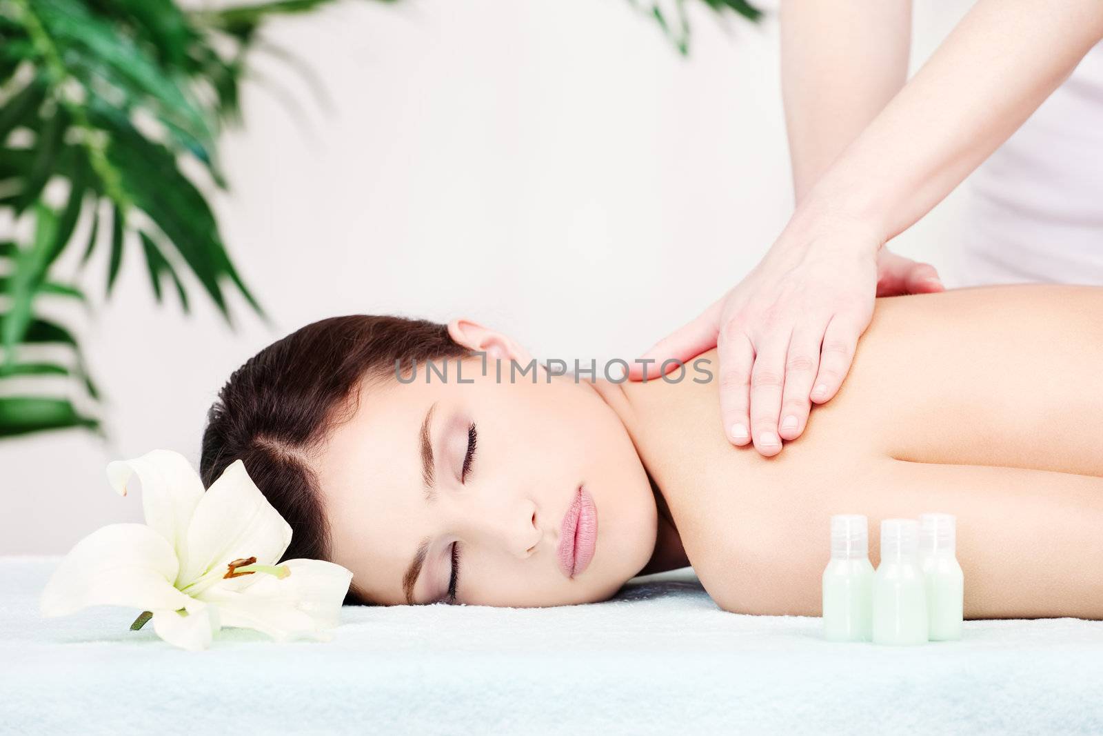 Woman on shoulder massage by imarin