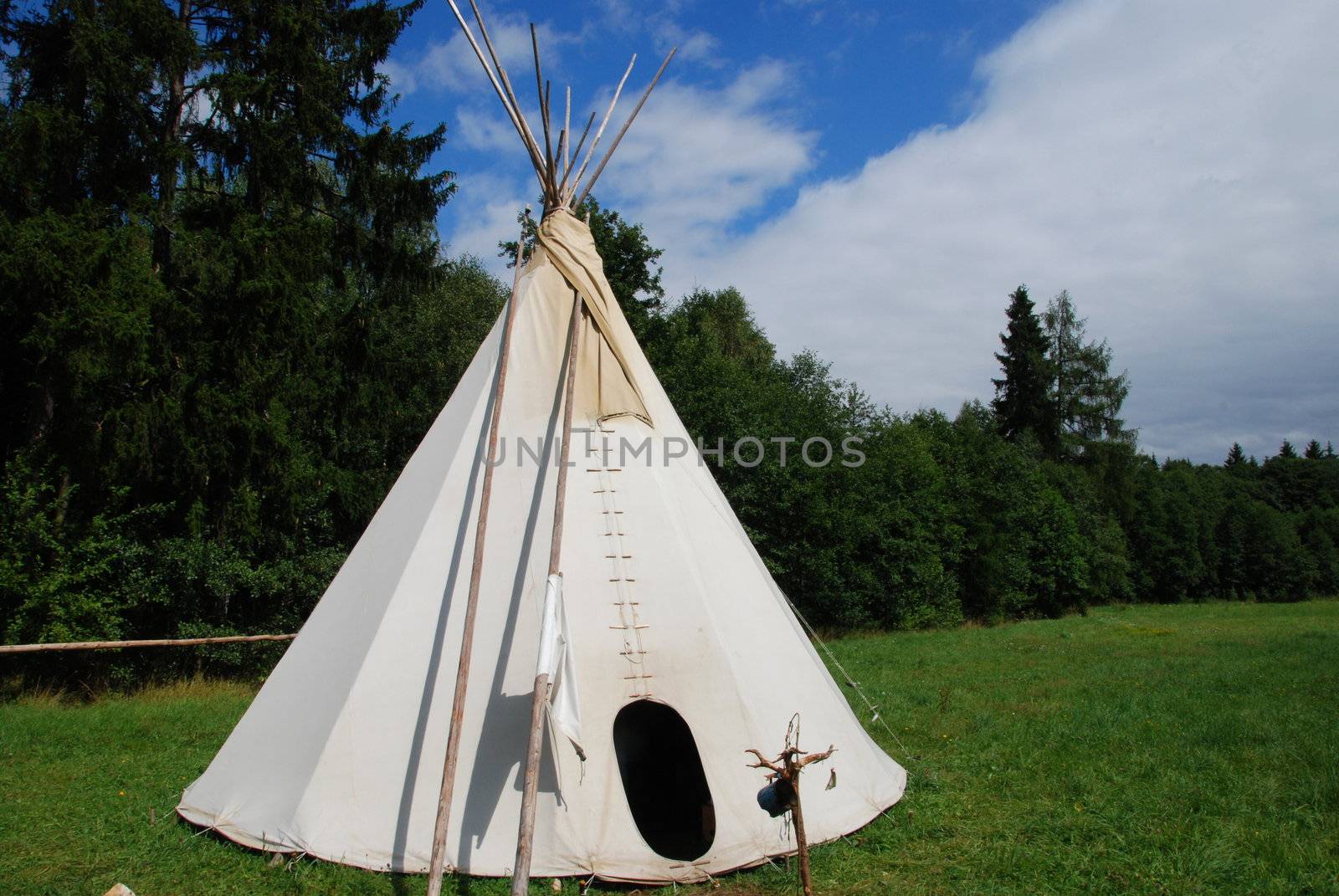 Native American sheleter - teepee