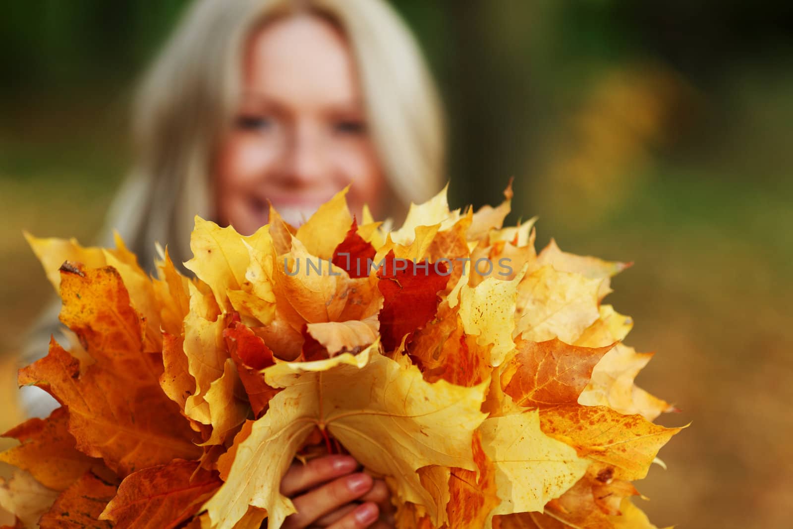 woman portret in autumn leaf by Yellowj