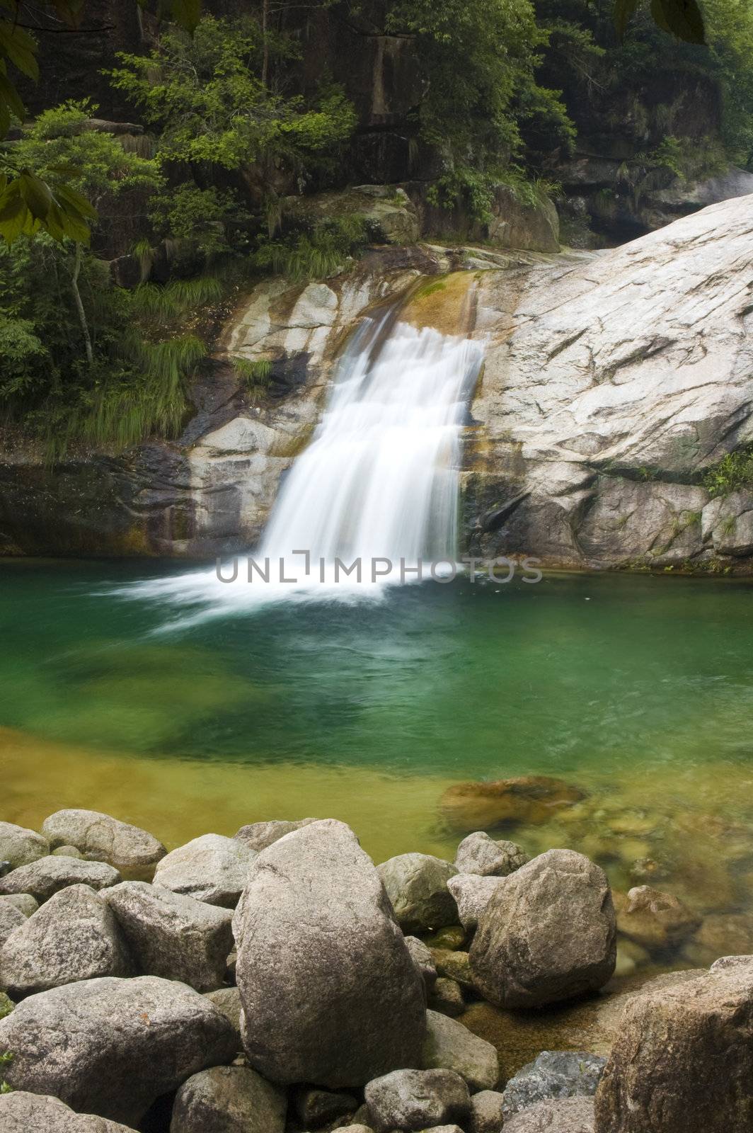 green waterfall in huang san,china