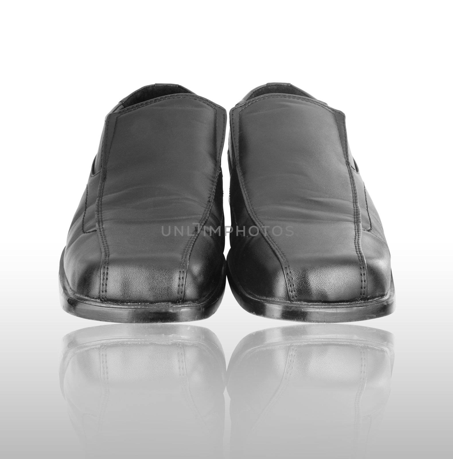 Men's black shoes by geargodz