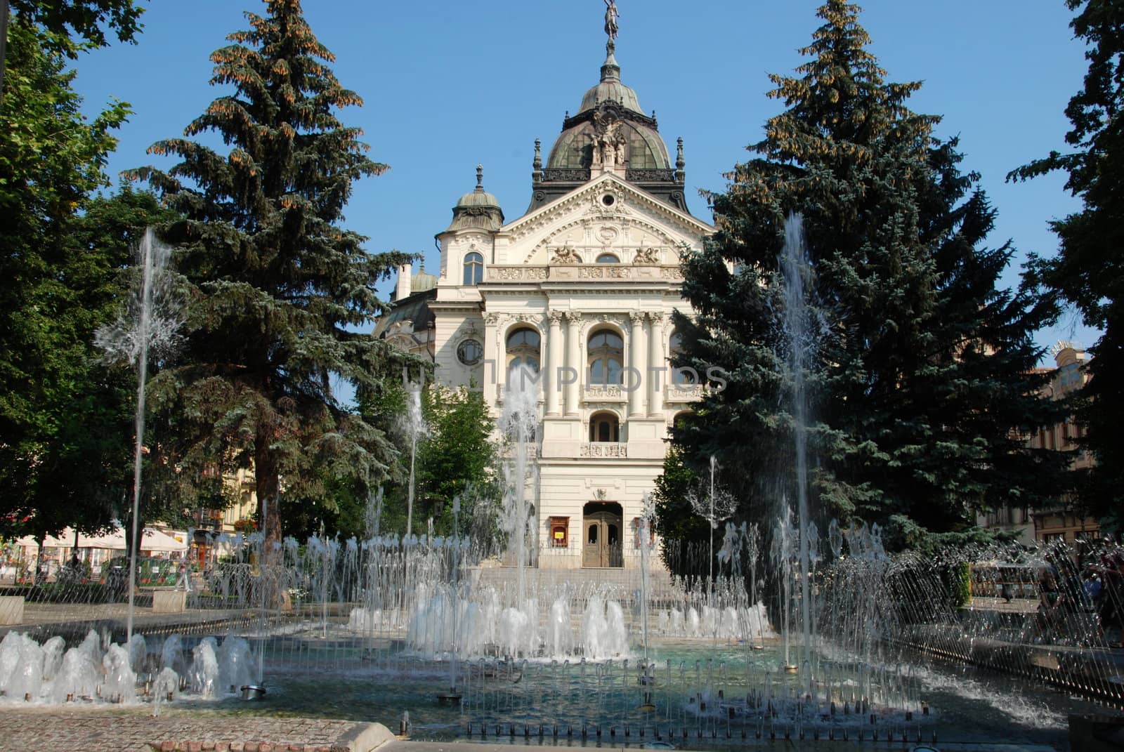 City Hall of slovakian city Kosice with fountains and lantern in front of it