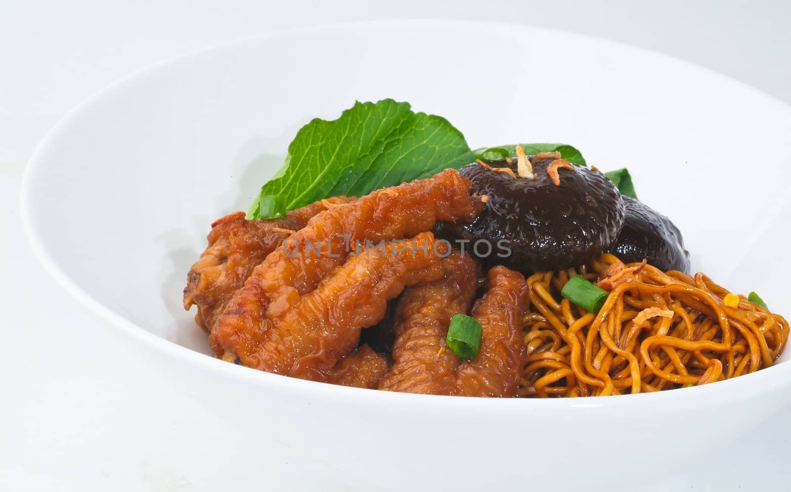 wanton noodle, dried wanton noodle with chicken feet and mushroom