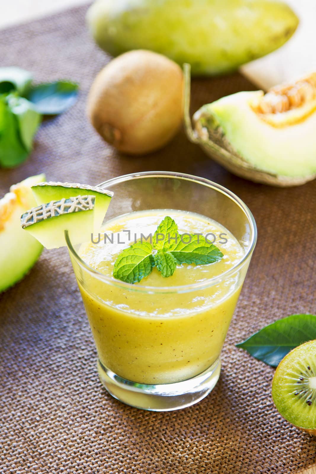 Melon with Kiwi and Mango smoothie