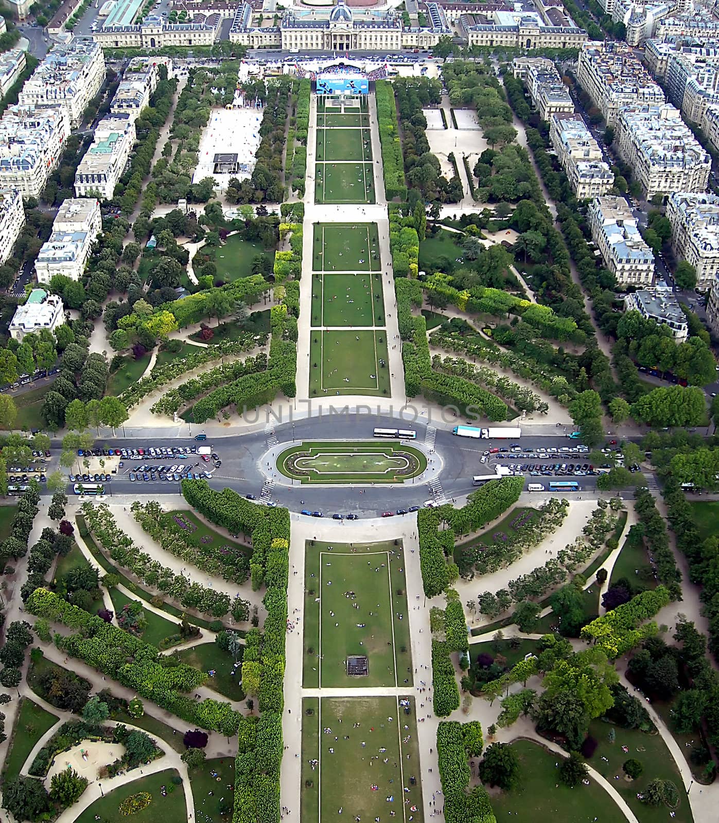 French park Esplanade des Invalides from above