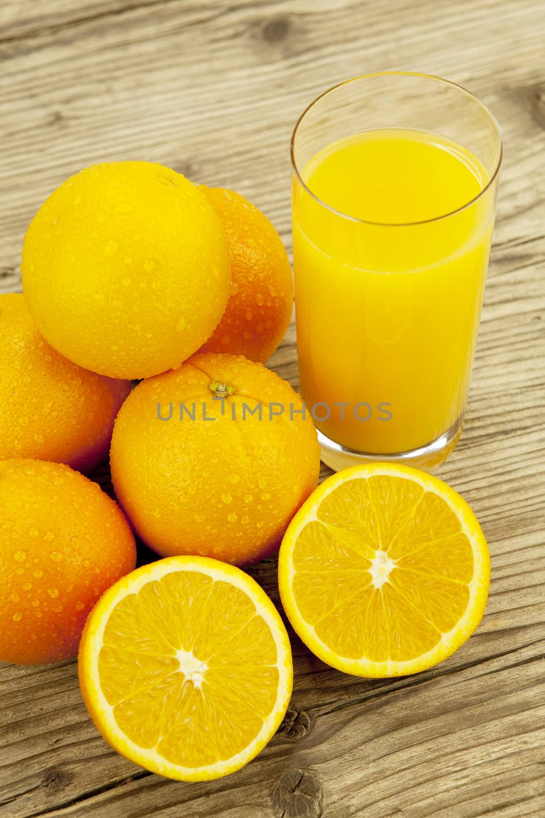 fresh and  healthy tasty orange juice on wooden background