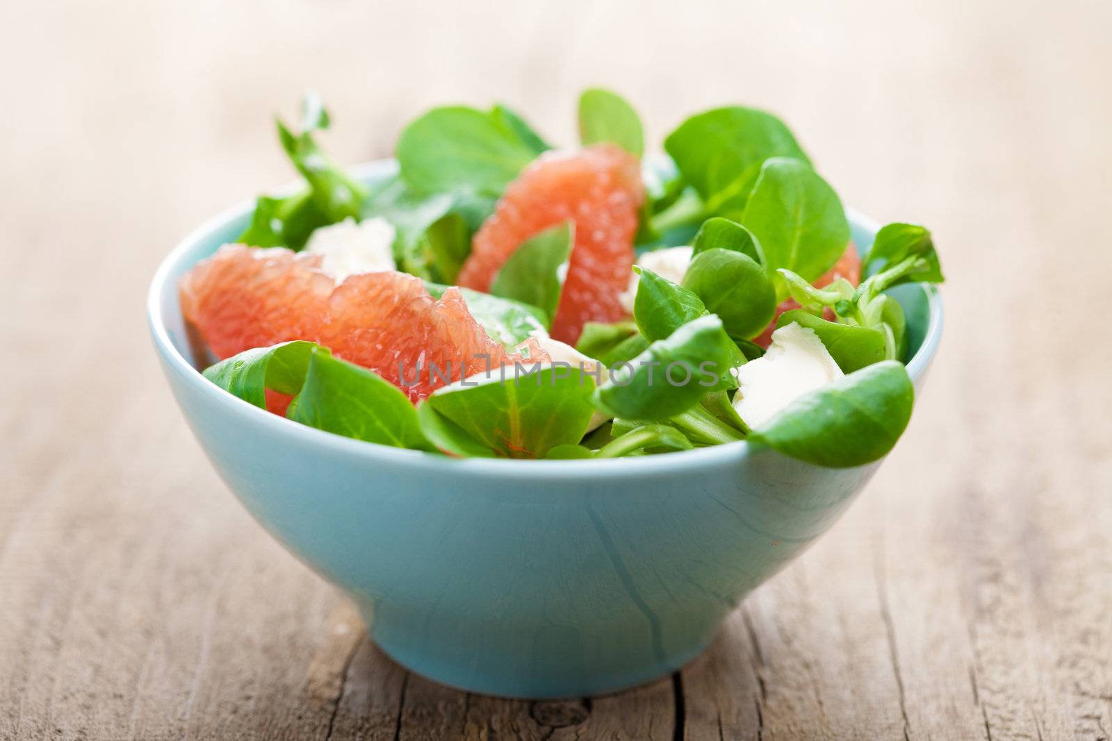 fresh salad with grapefruit 