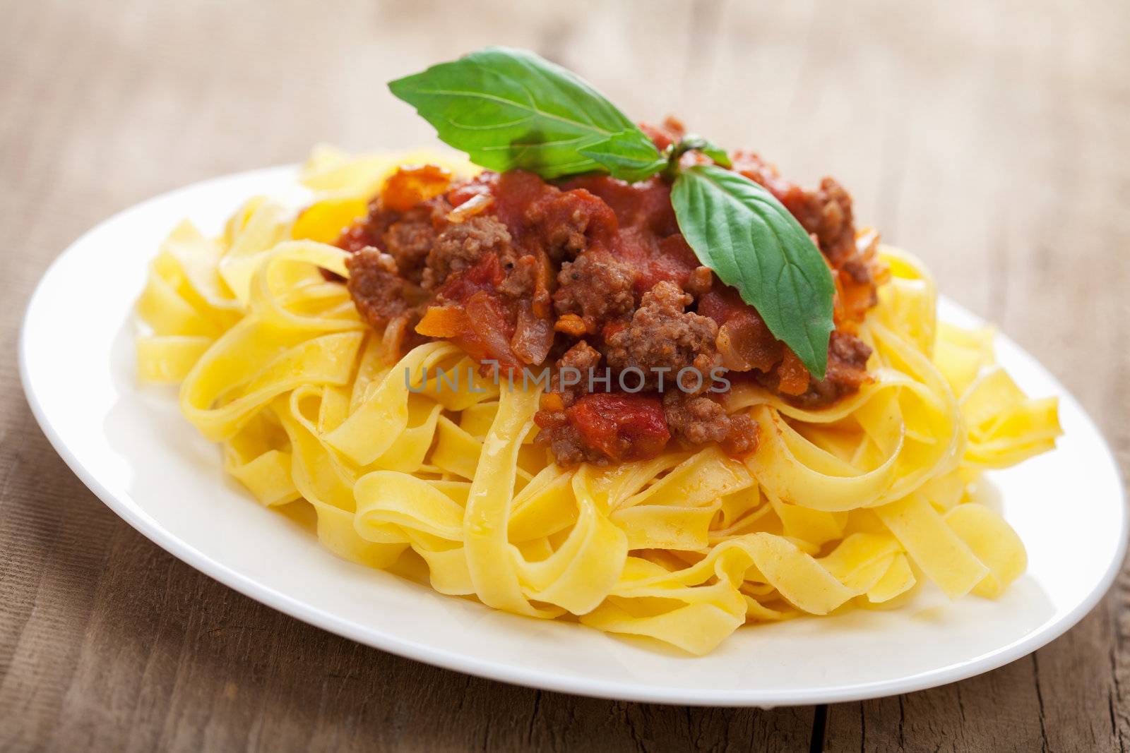 tagliatelle bolognese  by duskbabe