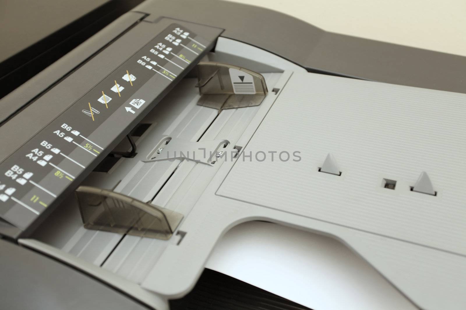 Paper size A3, A4, A5, B4, B5, B6 on laser copier