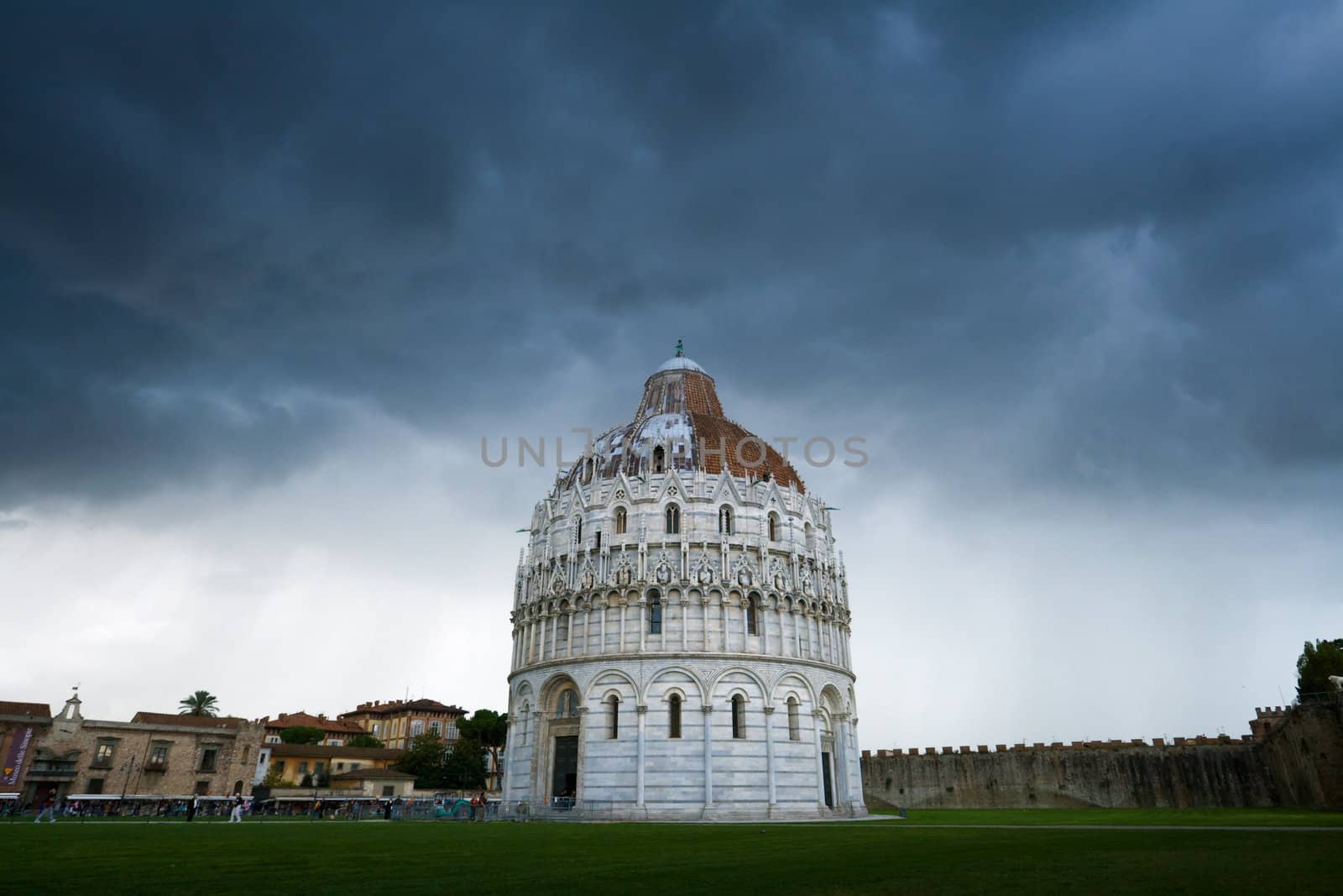 Heavy leaden cloud over an architectural monument