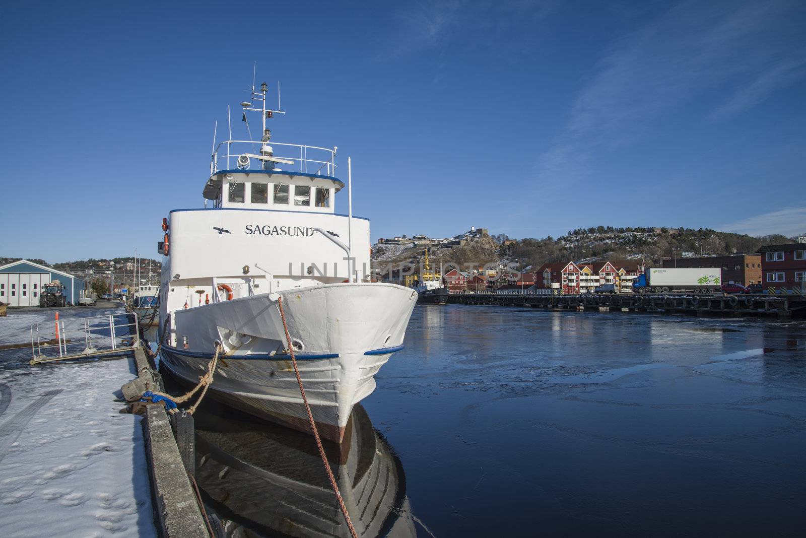 mv sagasund (moored to the quay) by steirus