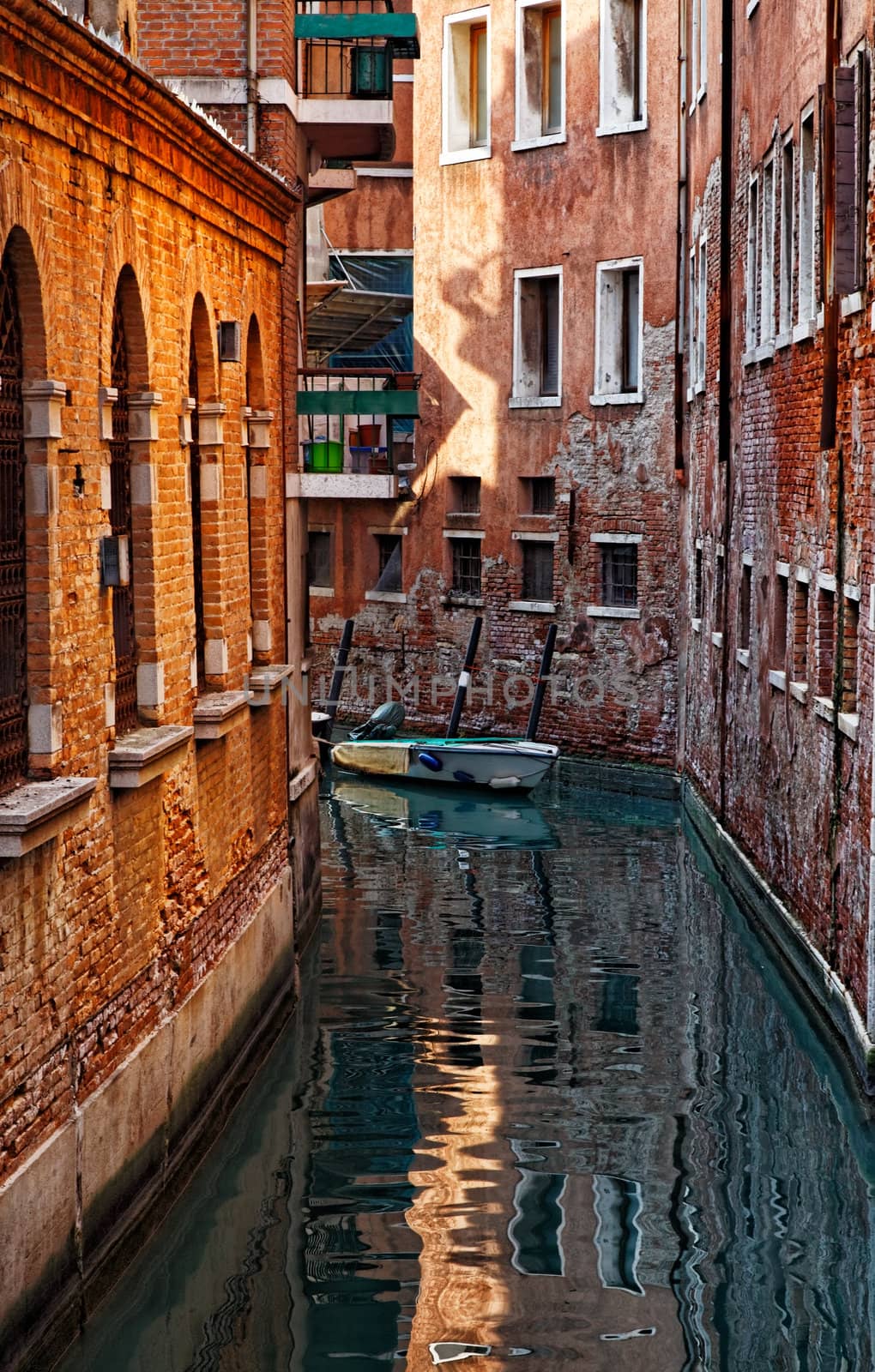 Small Venetian Canal by RazvanPhotography