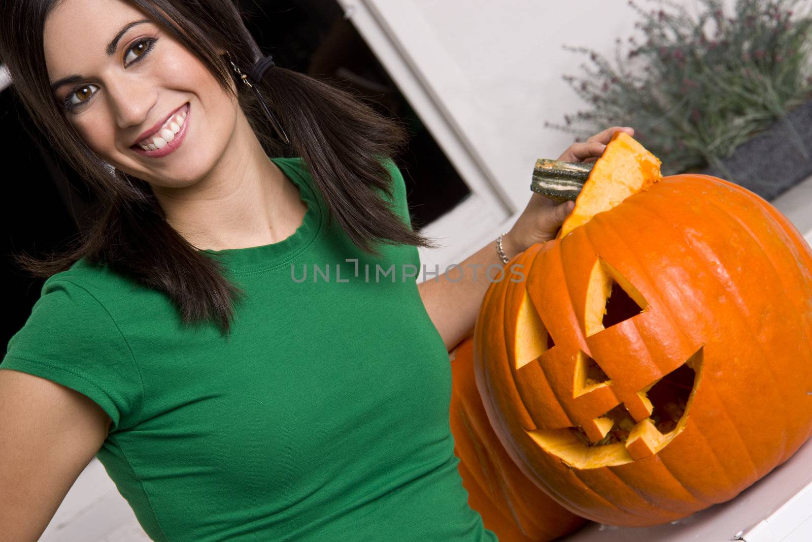 Pumkin Carver smiles for the camera