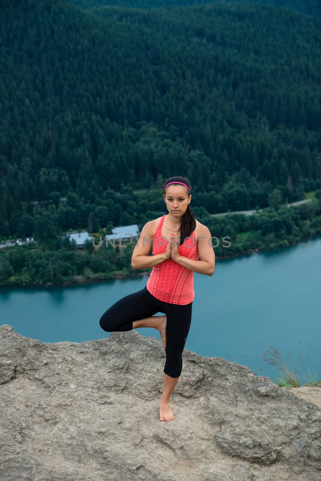 Mountain Yoga - Women Pose 9 by sketchyT