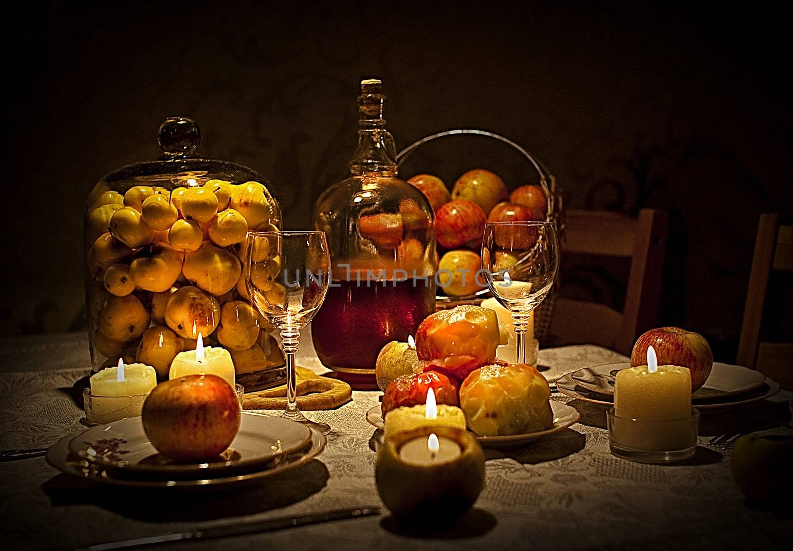 Fresh apples, cider, baked apples.