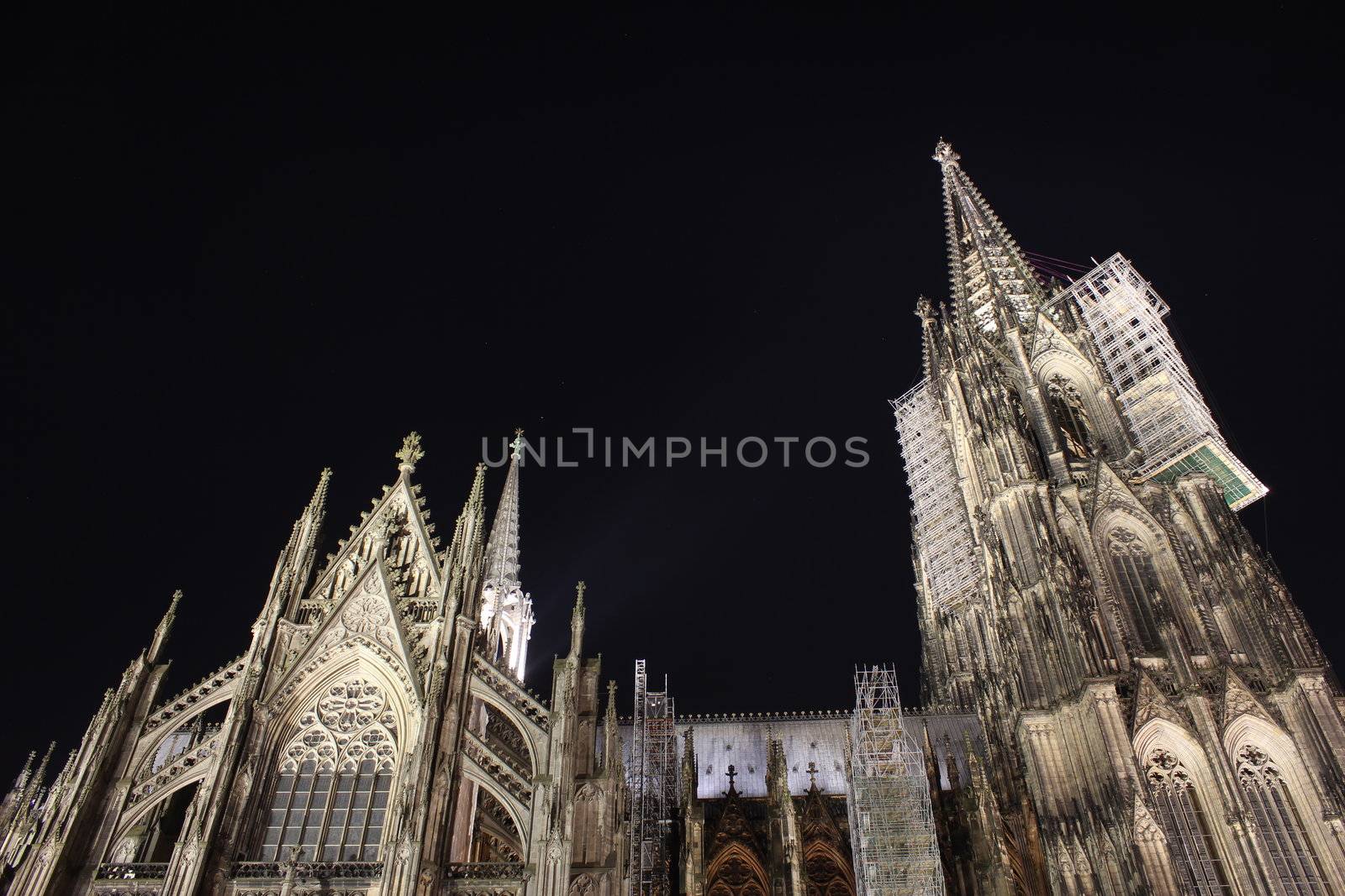 cologne dom at night