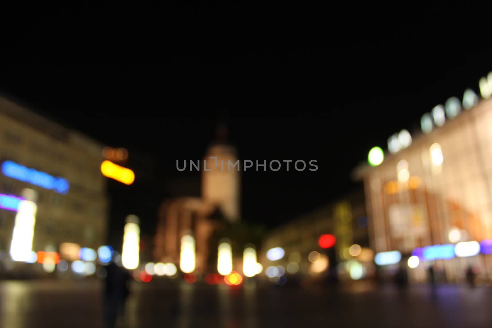 cologne city night bokeh