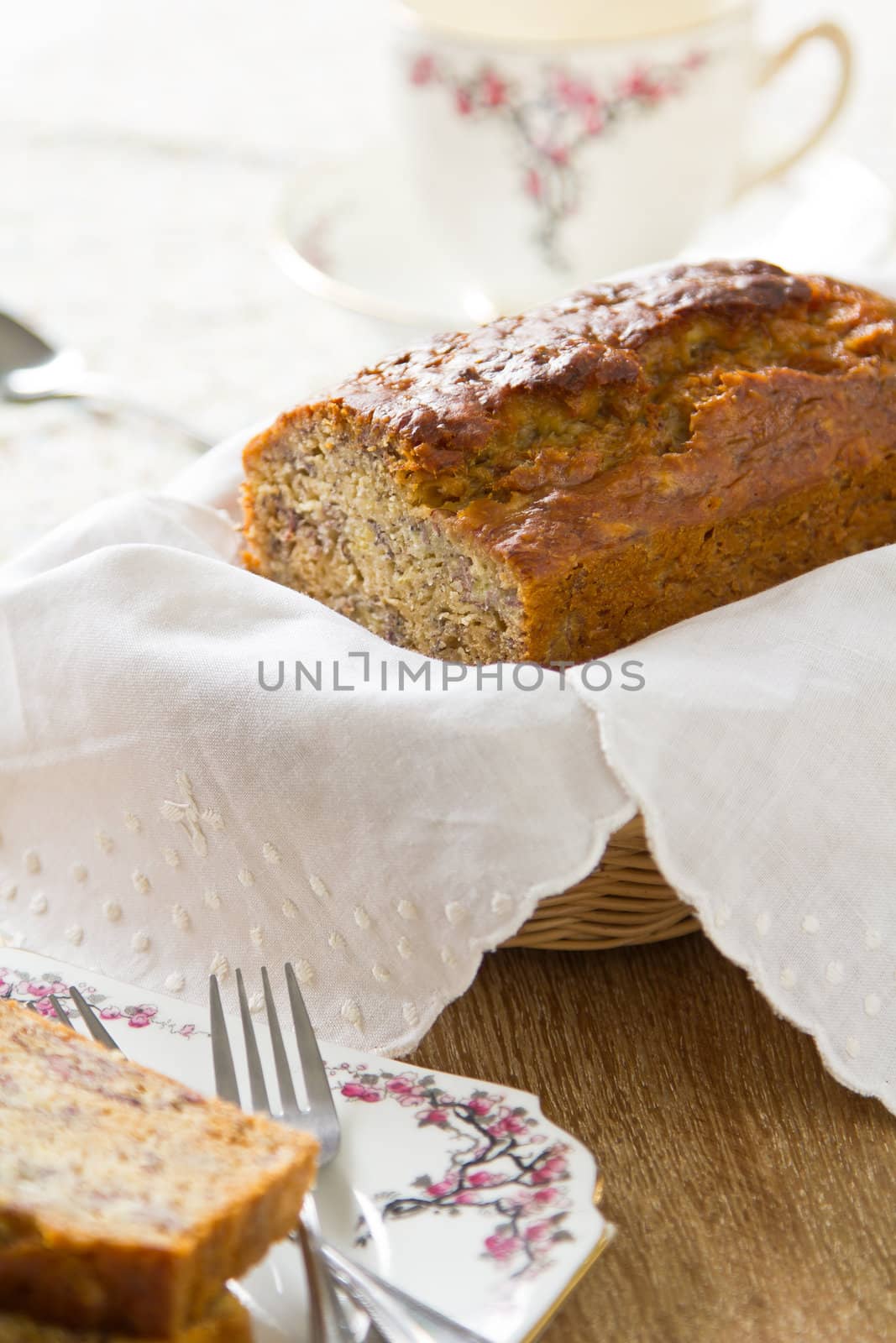 Banana cake loaf by vanillaechoes