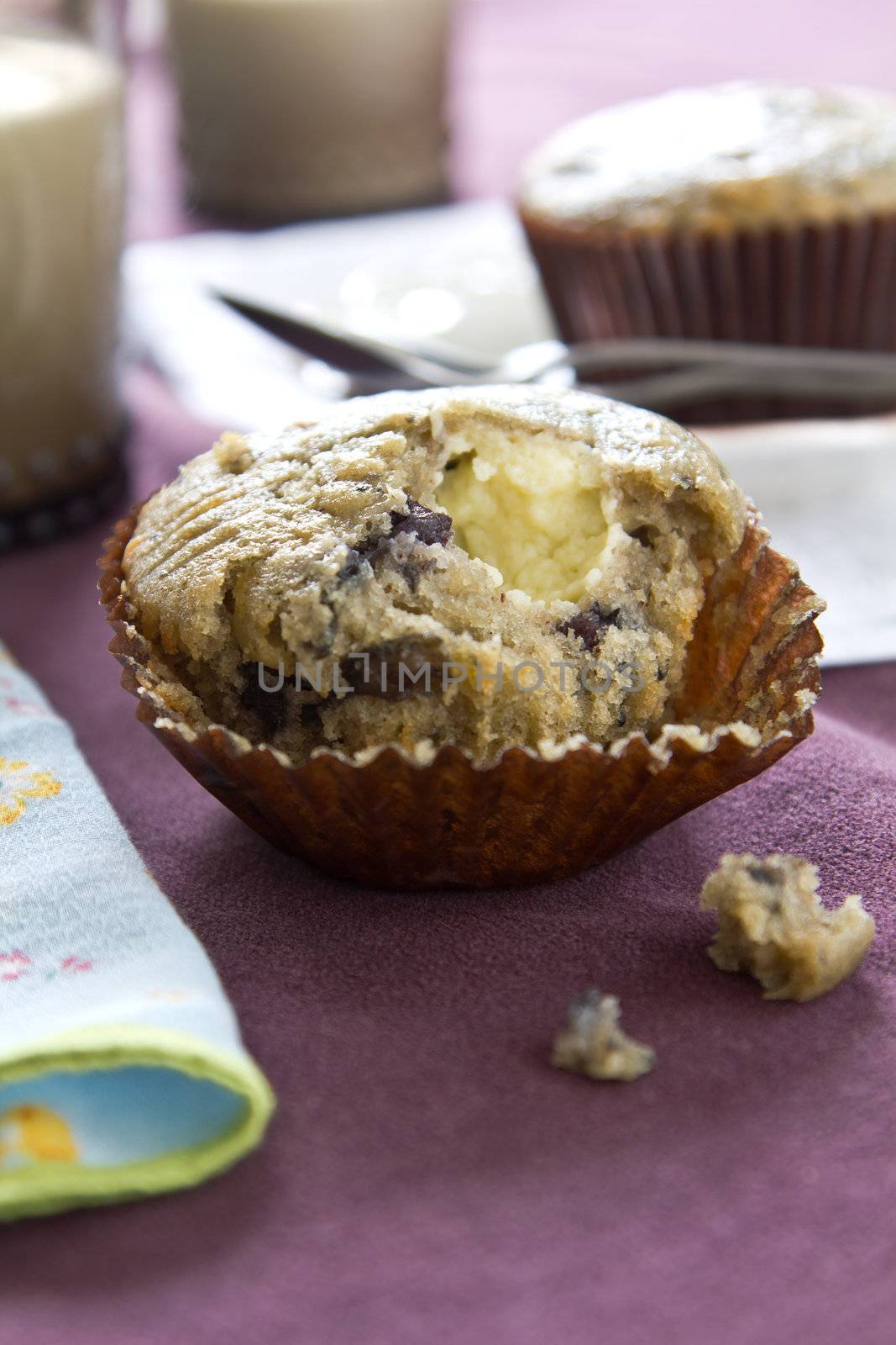 Blueberry with cream cheese muffin by vanillaechoes