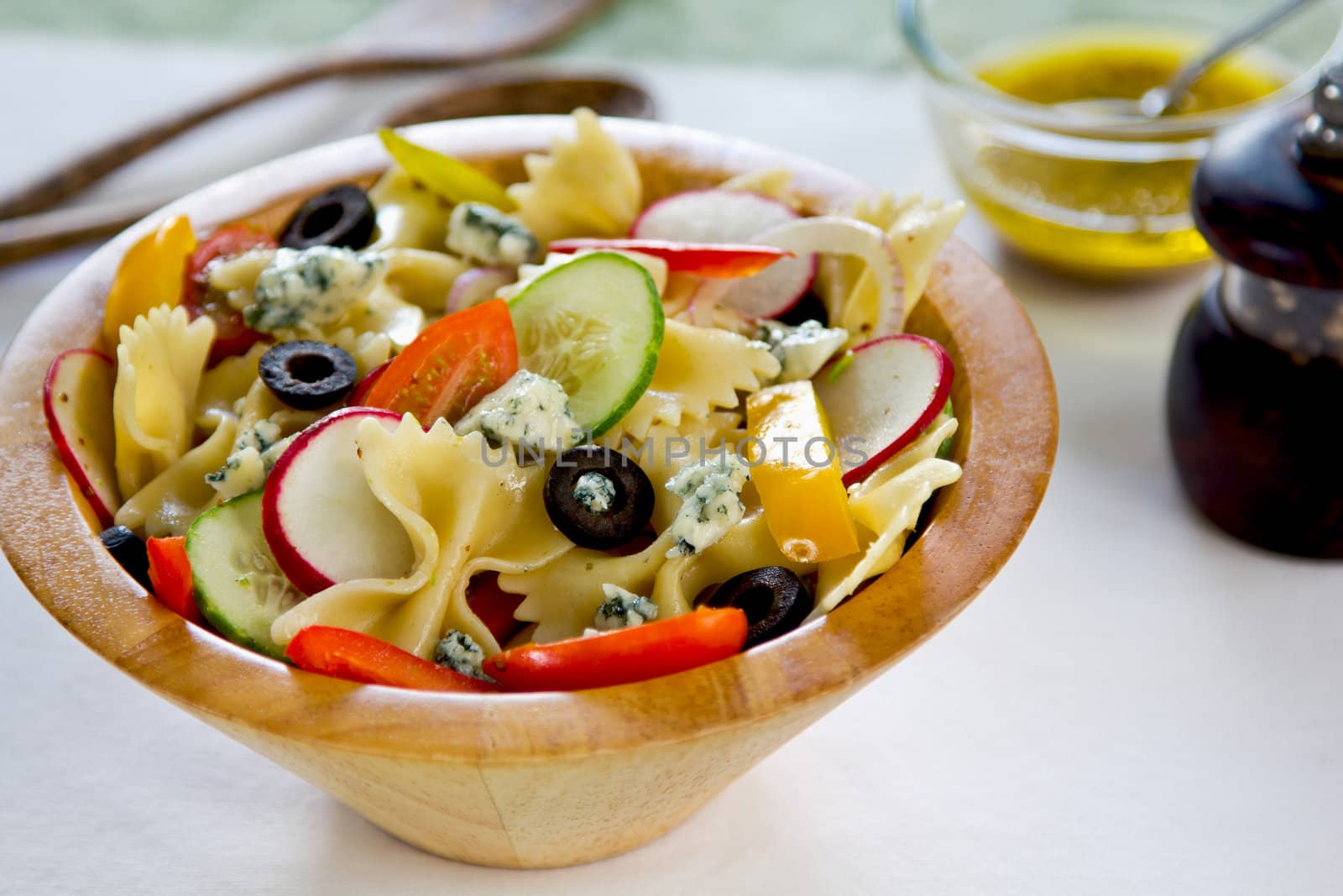 Farfalle with Blue cheese ,pepper,radish and olive salad