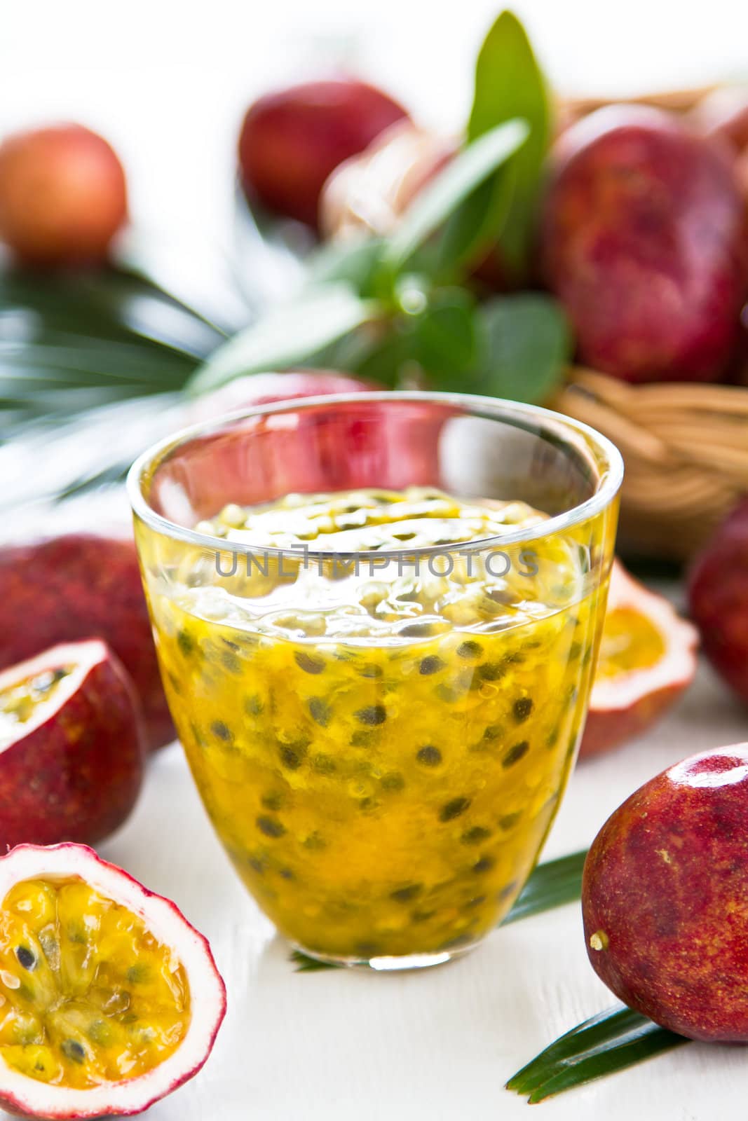 Passion fruit juice by vanillaechoes