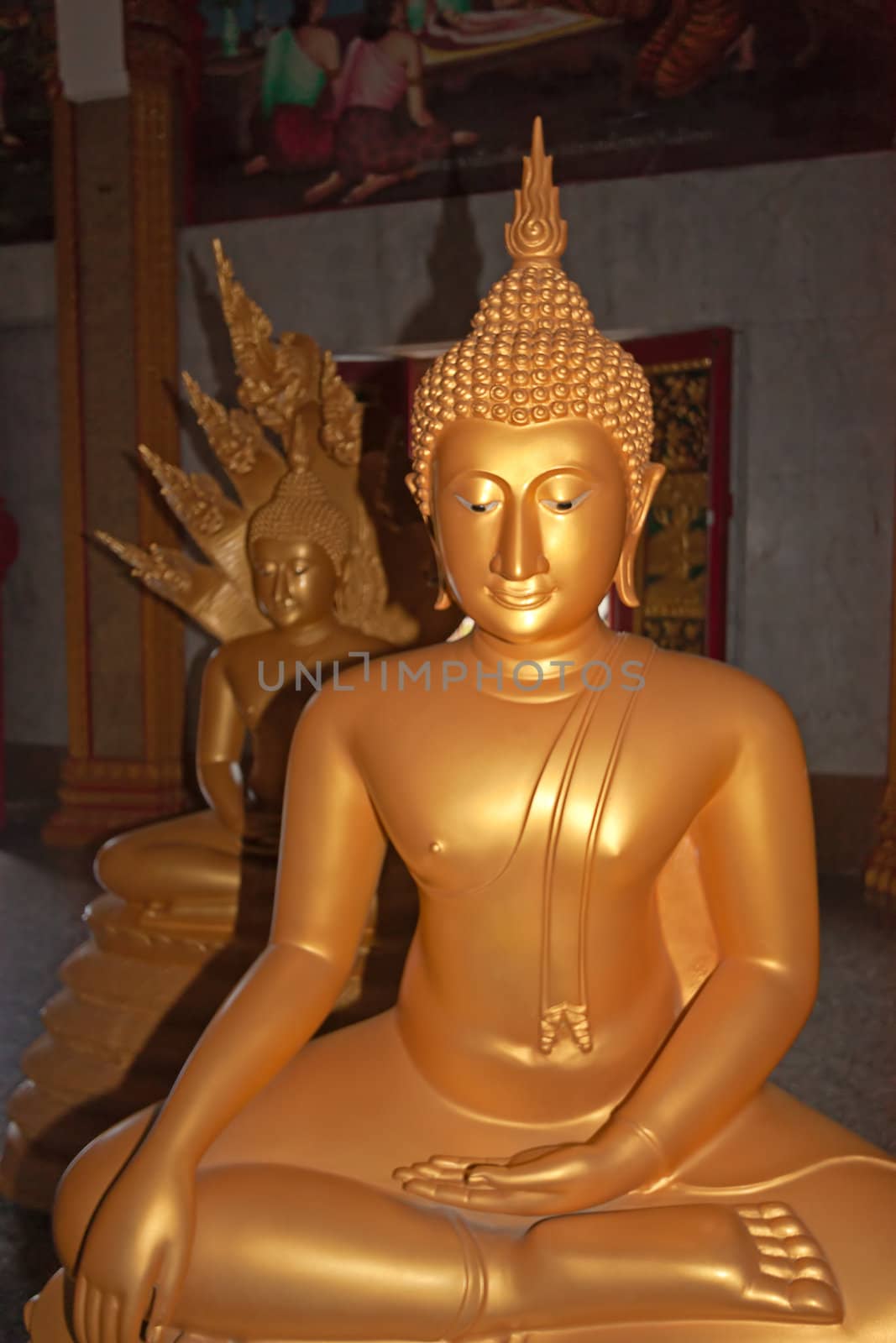 Buddha Statue by zhannaprokopeva