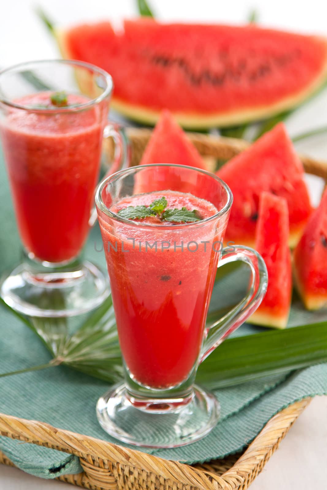 Watermelon juice by vanillaechoes