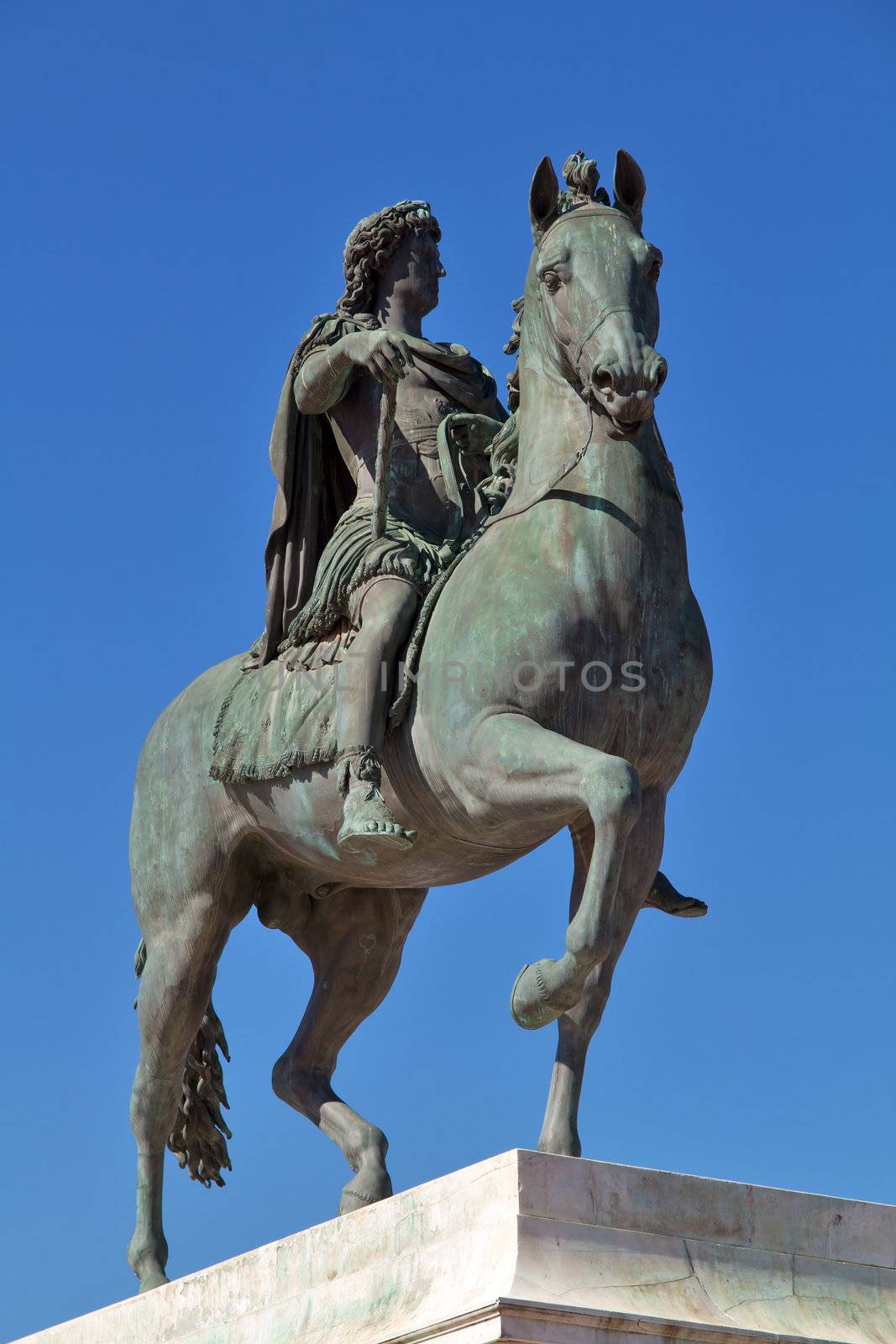 Statue of Louis XIV in Lyon city by chrisroll